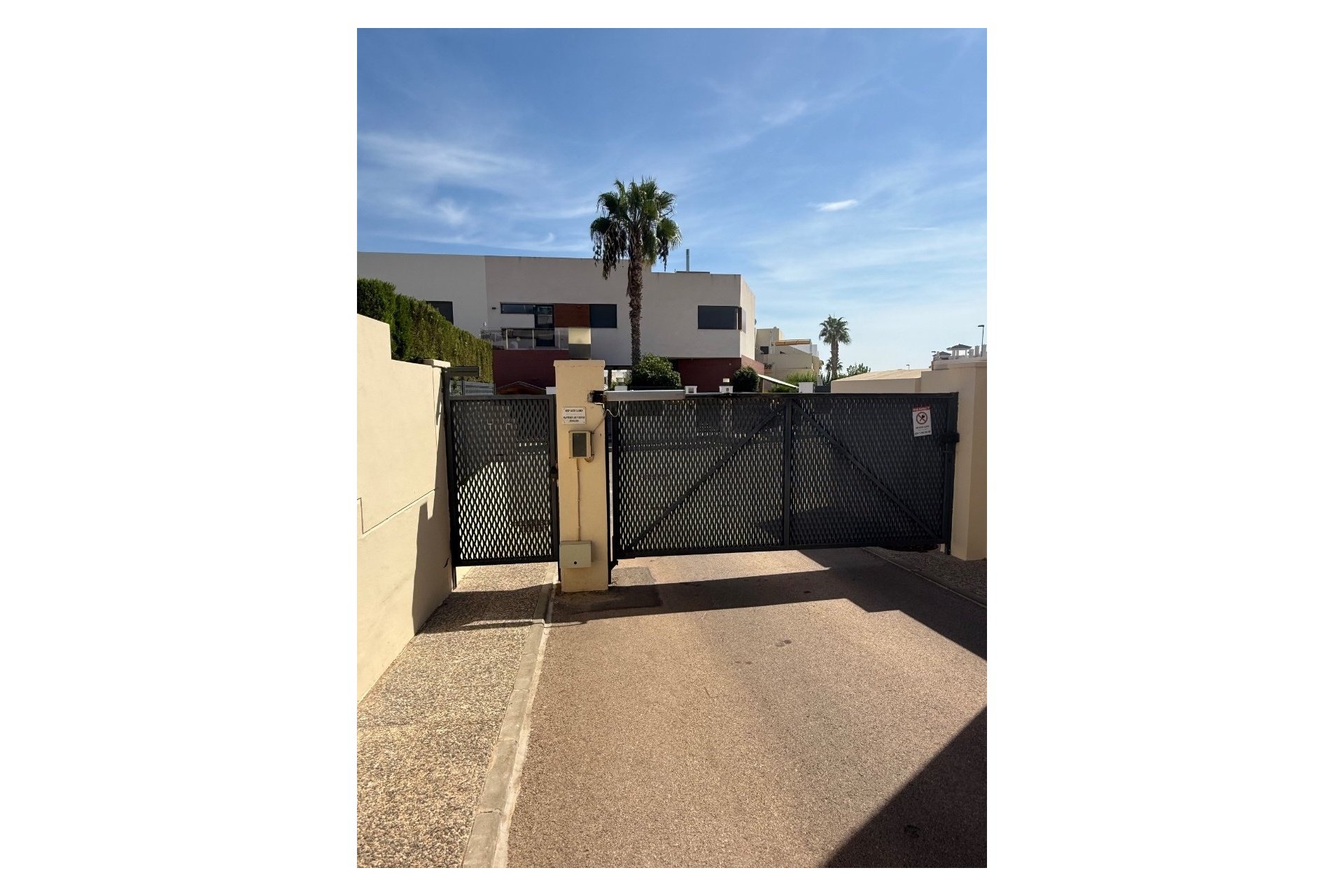 Resale - Apartment / flat - Orihuela Costa - Villamartín