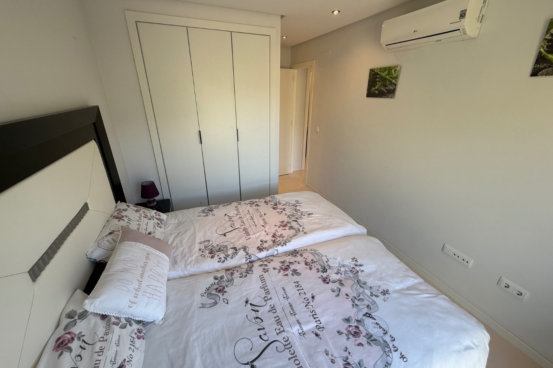 Resale - Apartment / flat - Orihuela Costa - Villamartín