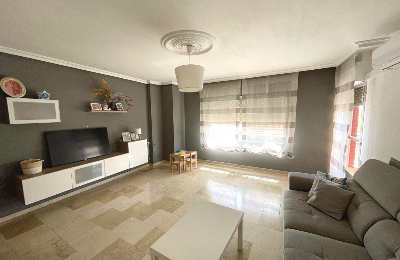 Resale - Apartment / flat - Rojales