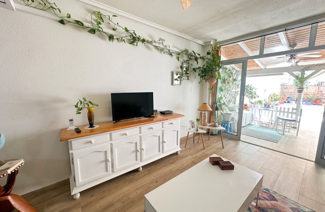 Resale - Apartment / flat - Torrevieja - Center