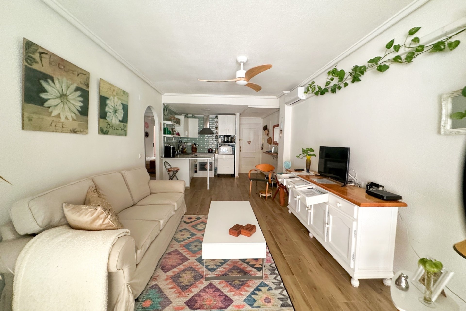 Resale - Apartment / flat - Torrevieja - Center