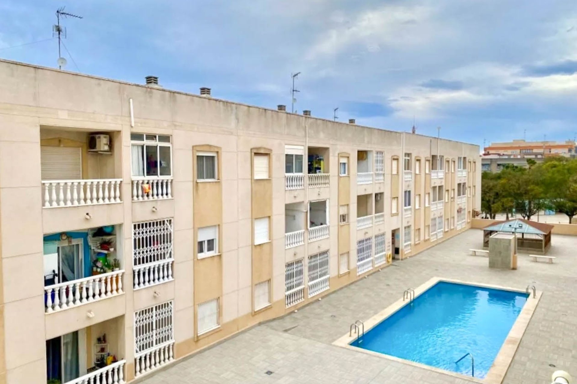 Resale - Apartment / flat - Torrevieja - Center