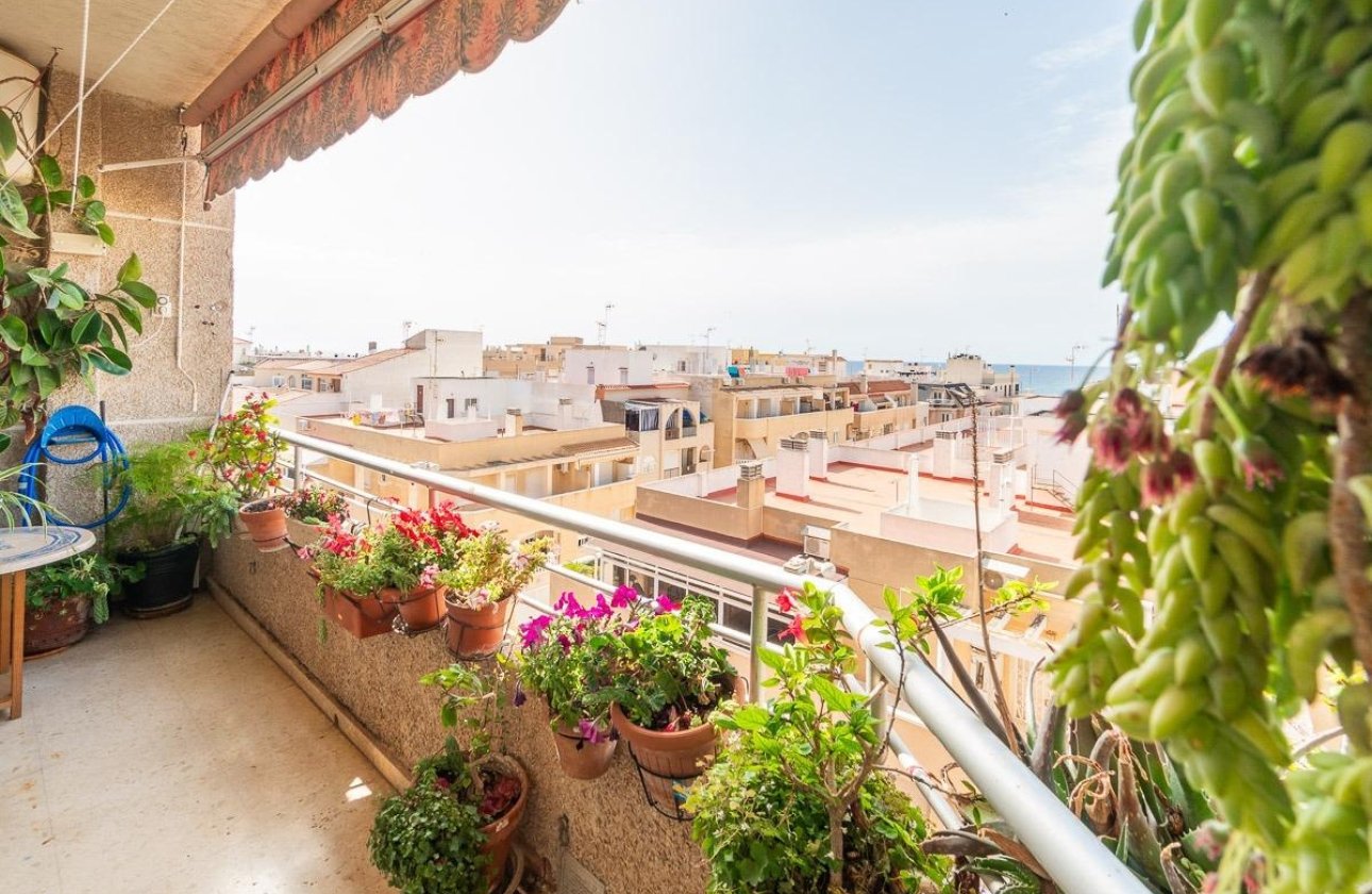 Resale - Apartment / flat - Torrevieja - Centro