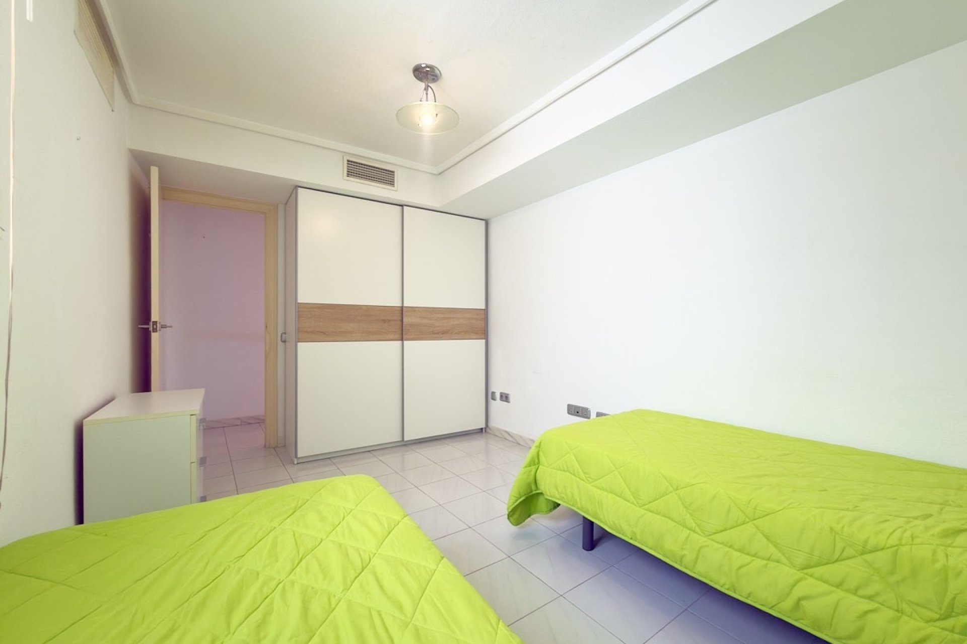 Resale - Apartment / flat - Torrevieja - Centro