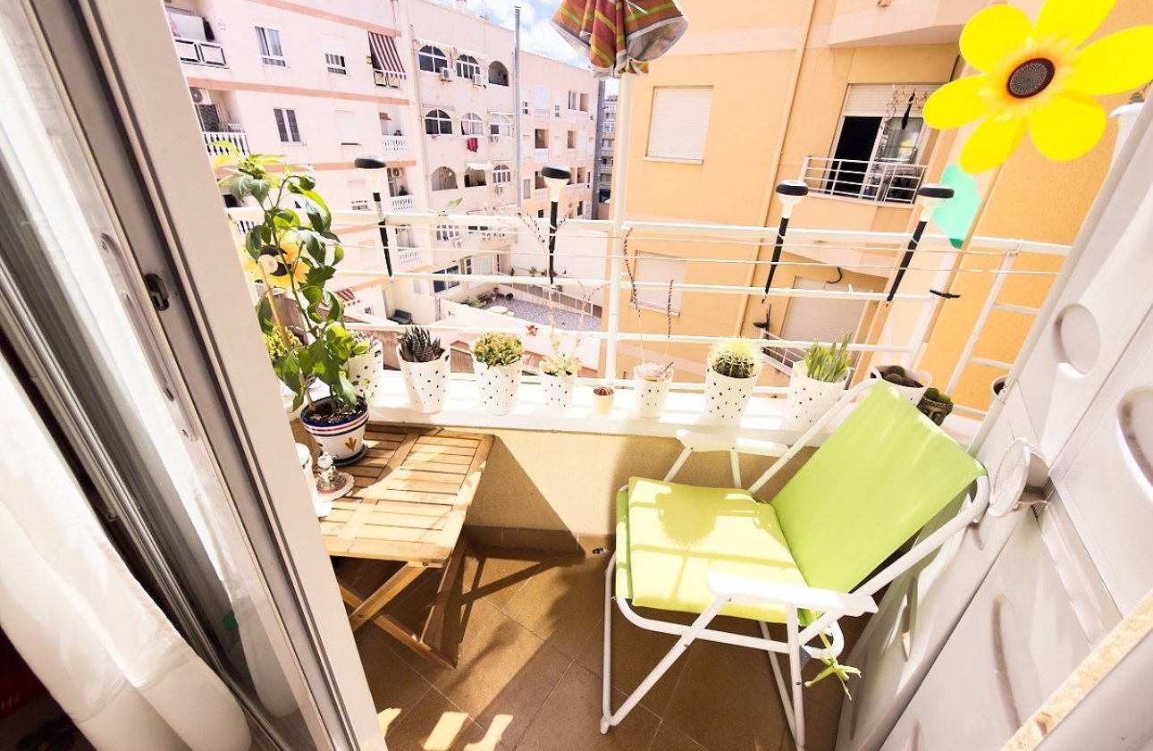 Resale - Apartment / flat - Torrevieja - Centro