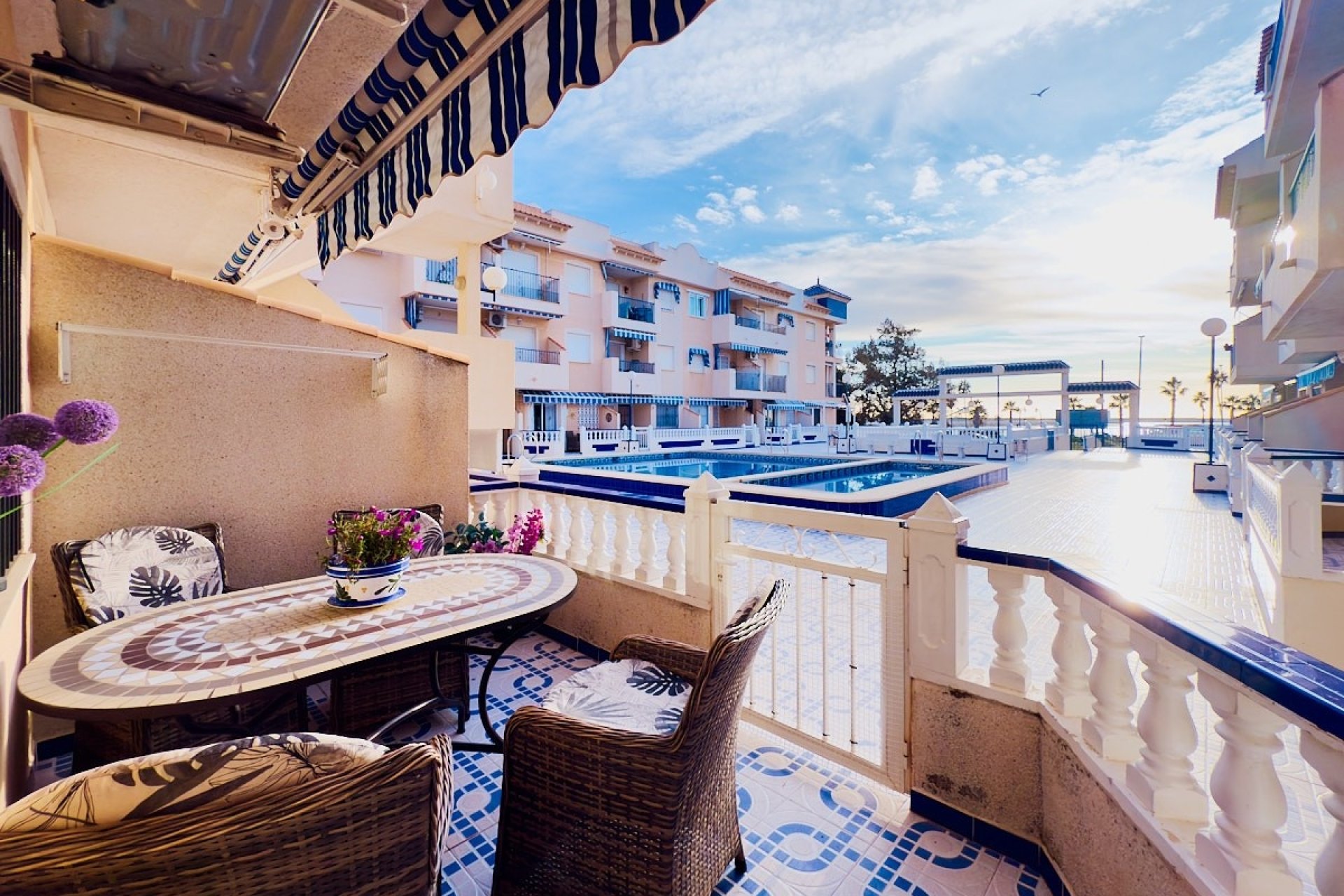 Resale - Apartment / flat - Torrevieja - El Acequión - Los Náufragos