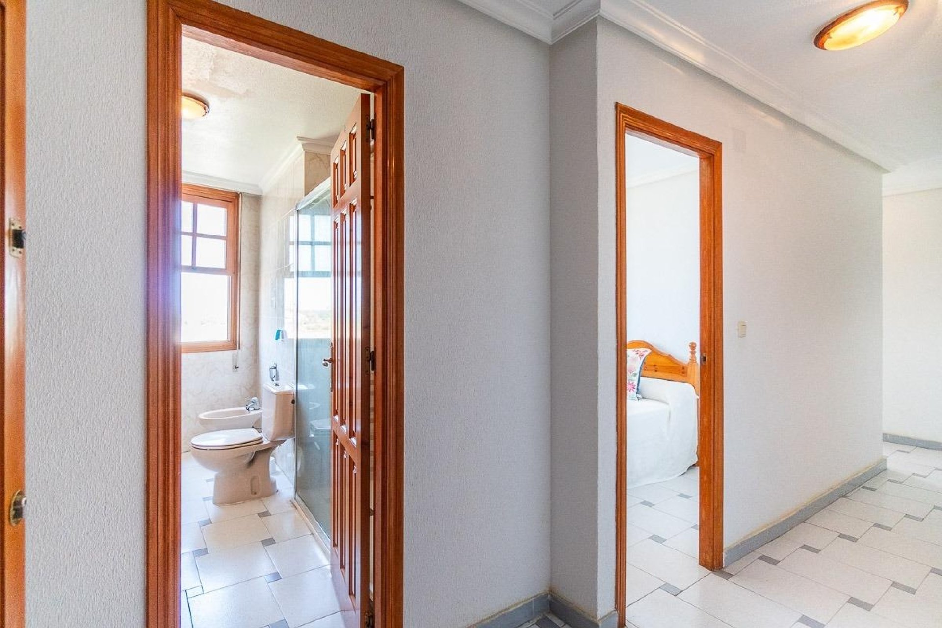 Resale - Apartment / flat - Torrevieja - La Mata pueblo