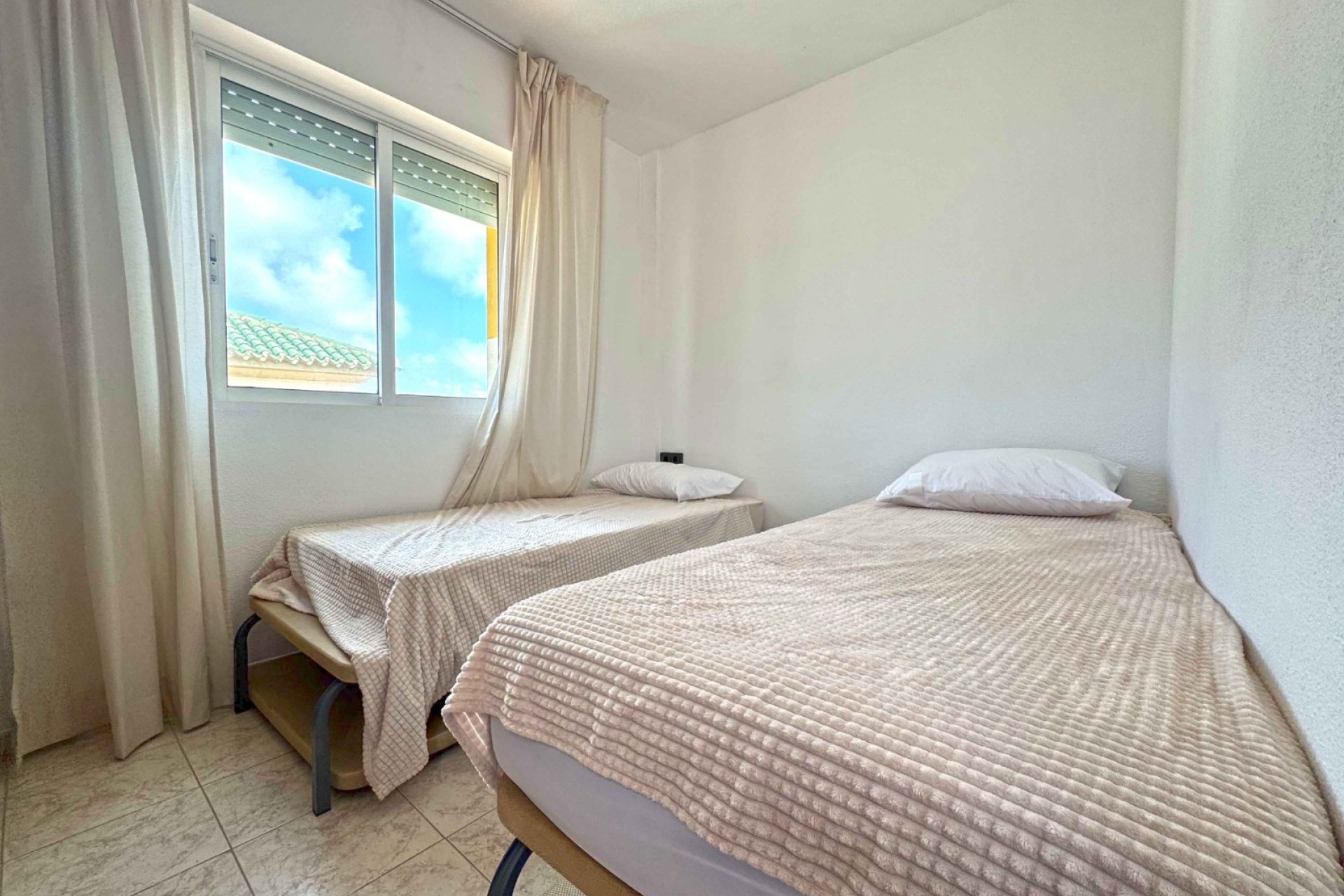 Resale - Apartment / flat - Torrevieja - La Mata