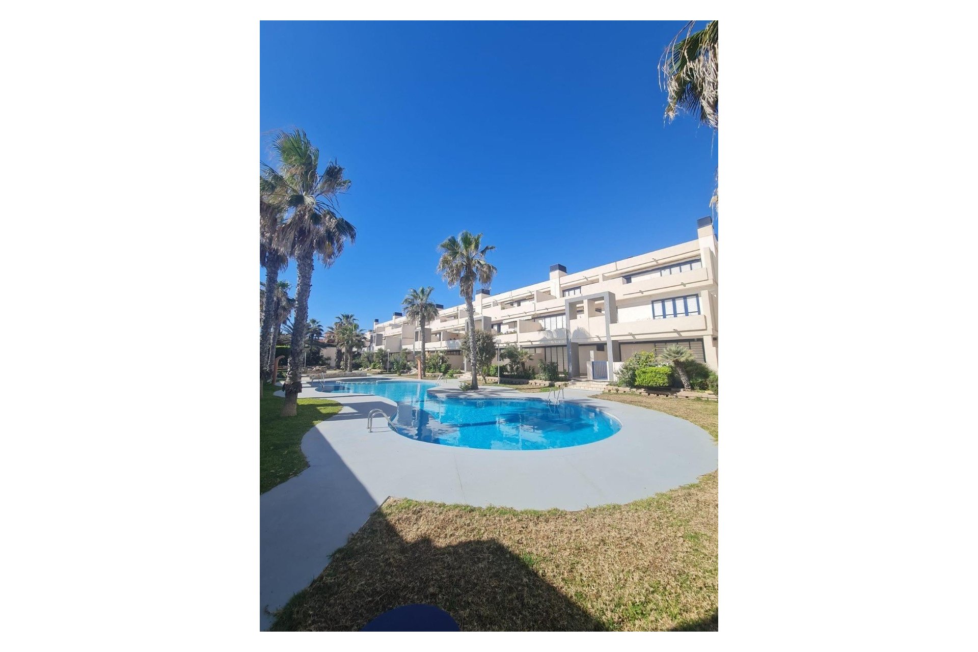 Resale - Apartment / flat - Torrevieja - La Mata
