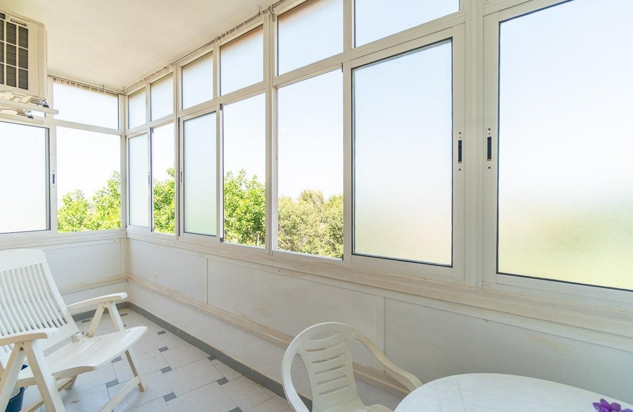 Resale - Apartment / flat - Torrevieja - La Mata