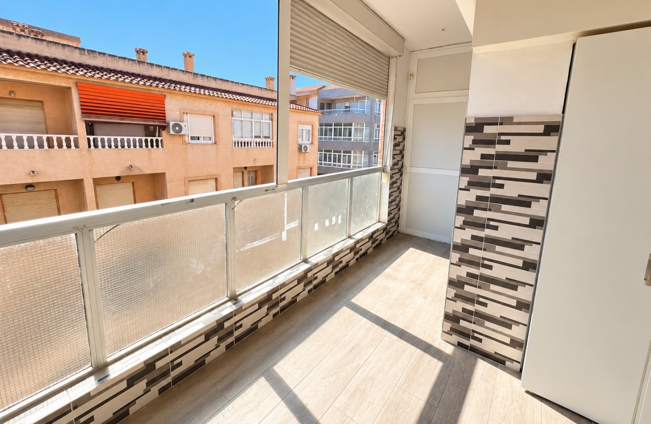 Resale - Apartment / flat - Torrevieja - playa de los naufragos