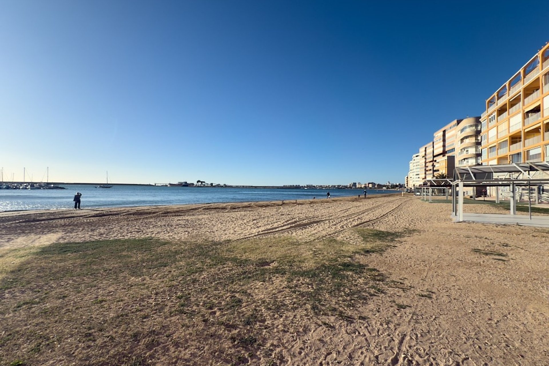 Resale - Apartment / flat - Torrevieja - Playa del Acequión