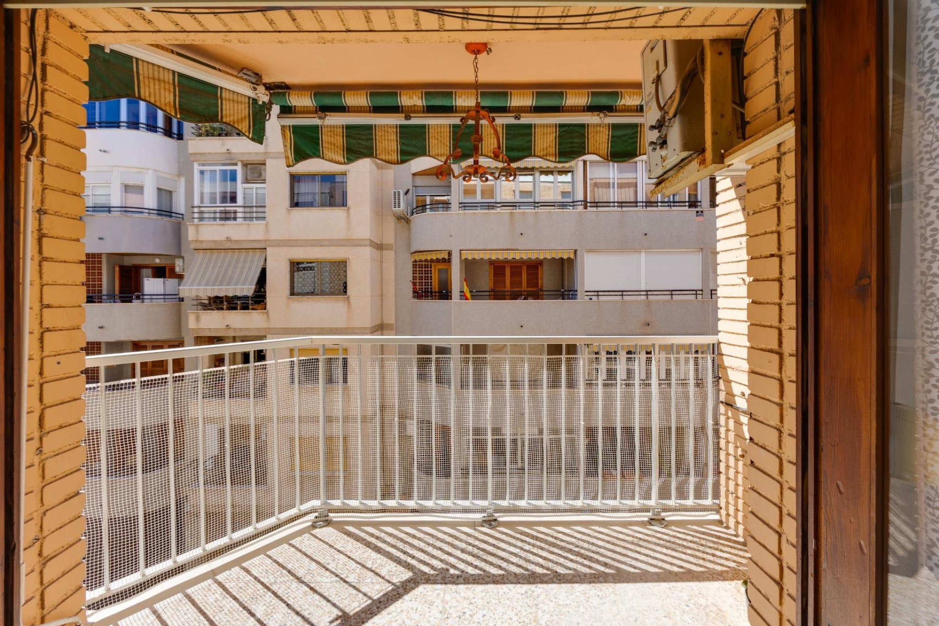 Resale - Apartment / flat - Torrevieja - Playa del Acequión