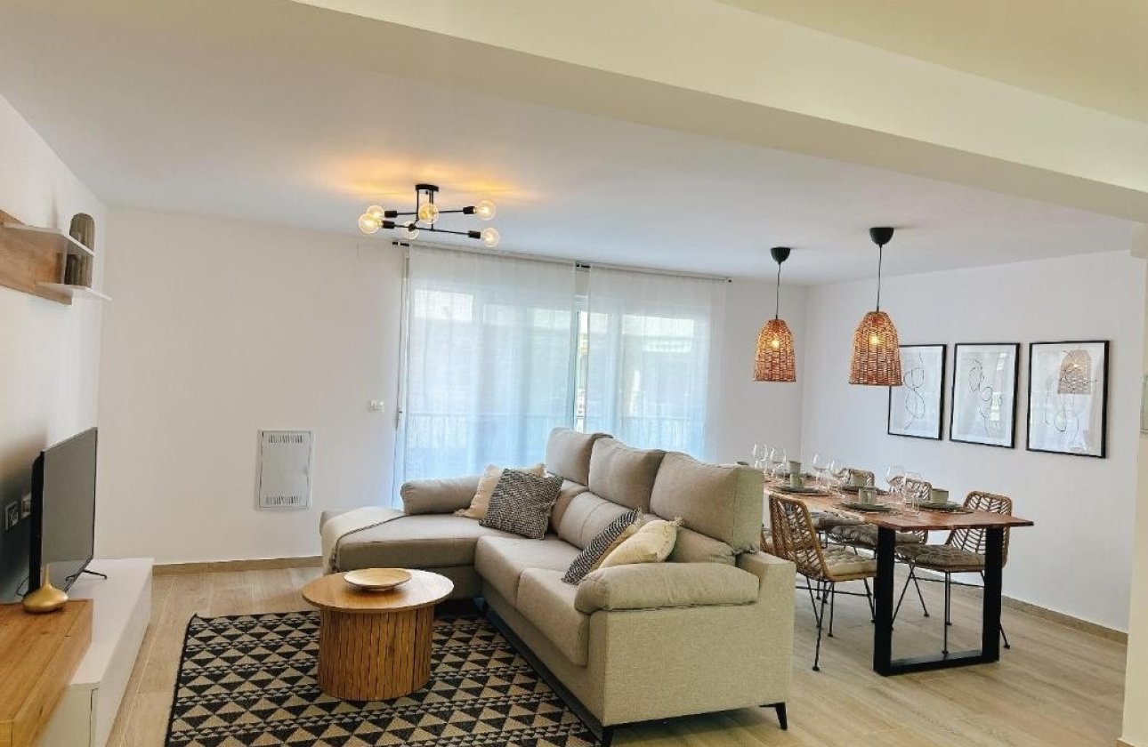 Resale - Apartment / flat - Torrevieja - Playa del Cura