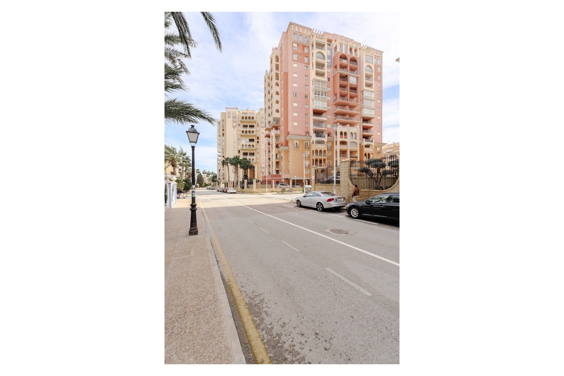 Resale - Apartment / flat - Torrevieja - Playa Los Locos