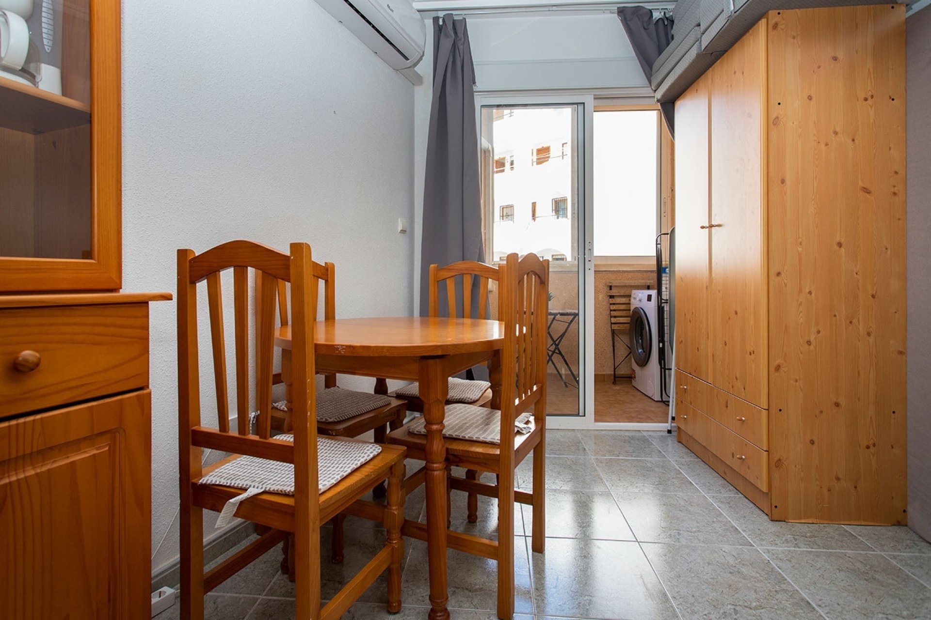 Resale - Apartment / flat - Torrevieja - Playa Los Locos