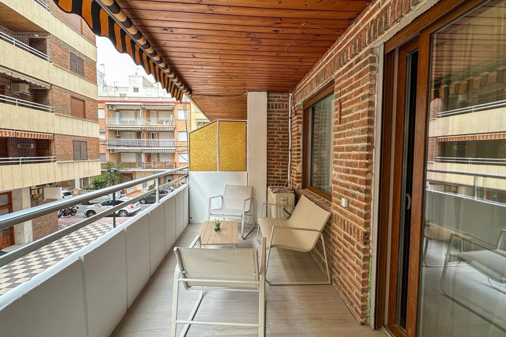 Resale - Apartment / flat - Torrevieja - Playa Los Naufragos