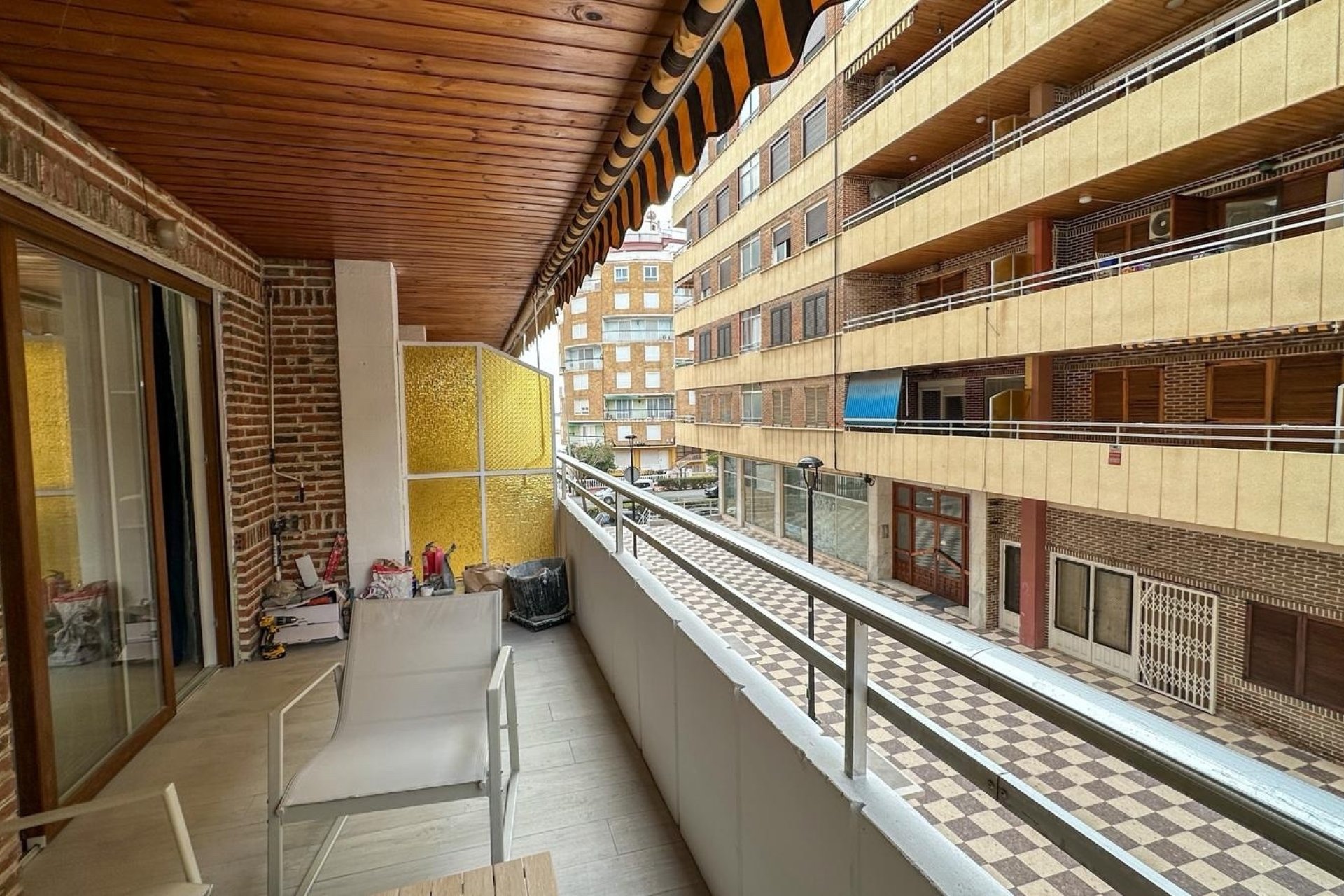 Resale - Apartment / flat - Torrevieja - Playa Los Naufragos