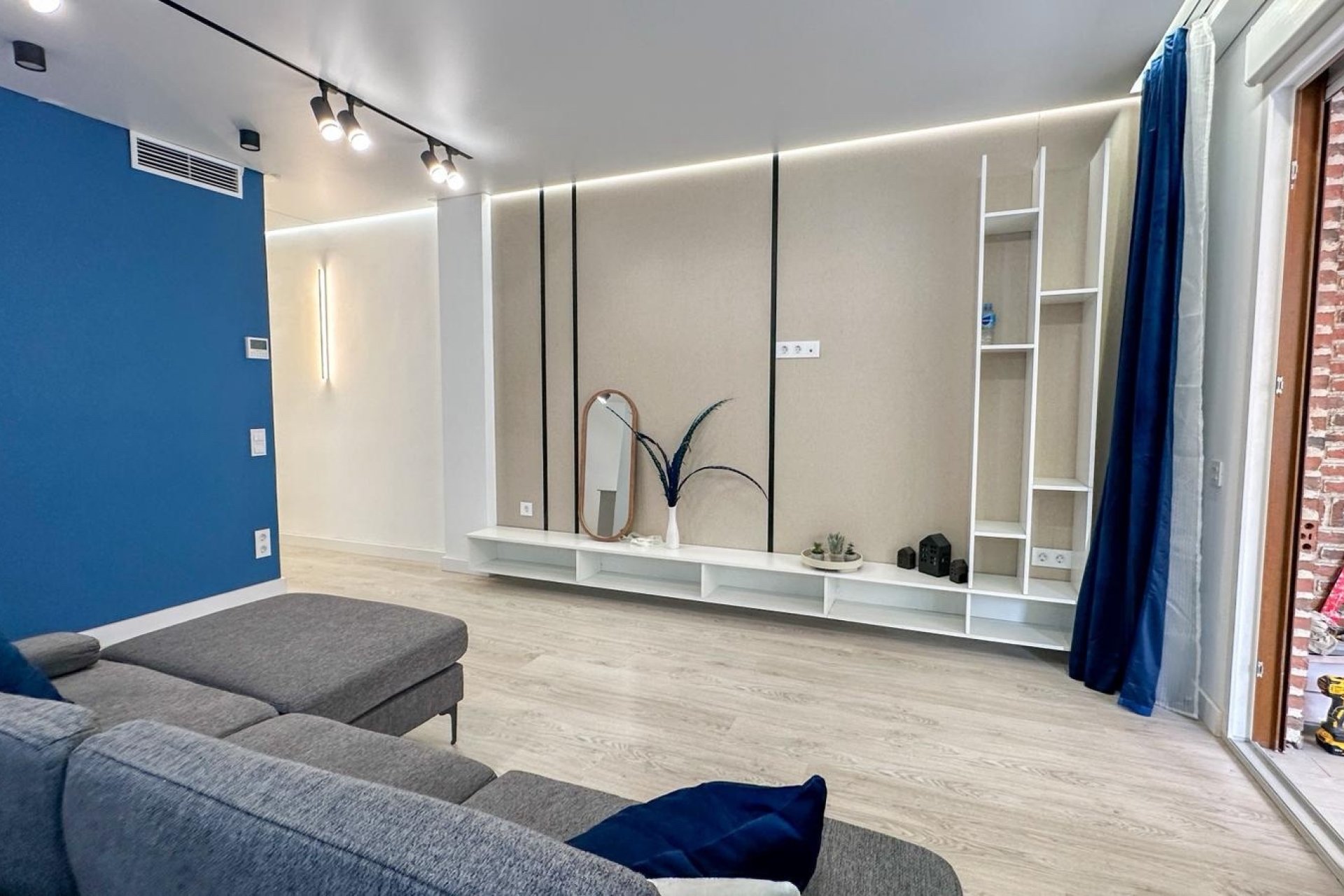Resale - Apartment / flat - Torrevieja - Playa Los Naufragos