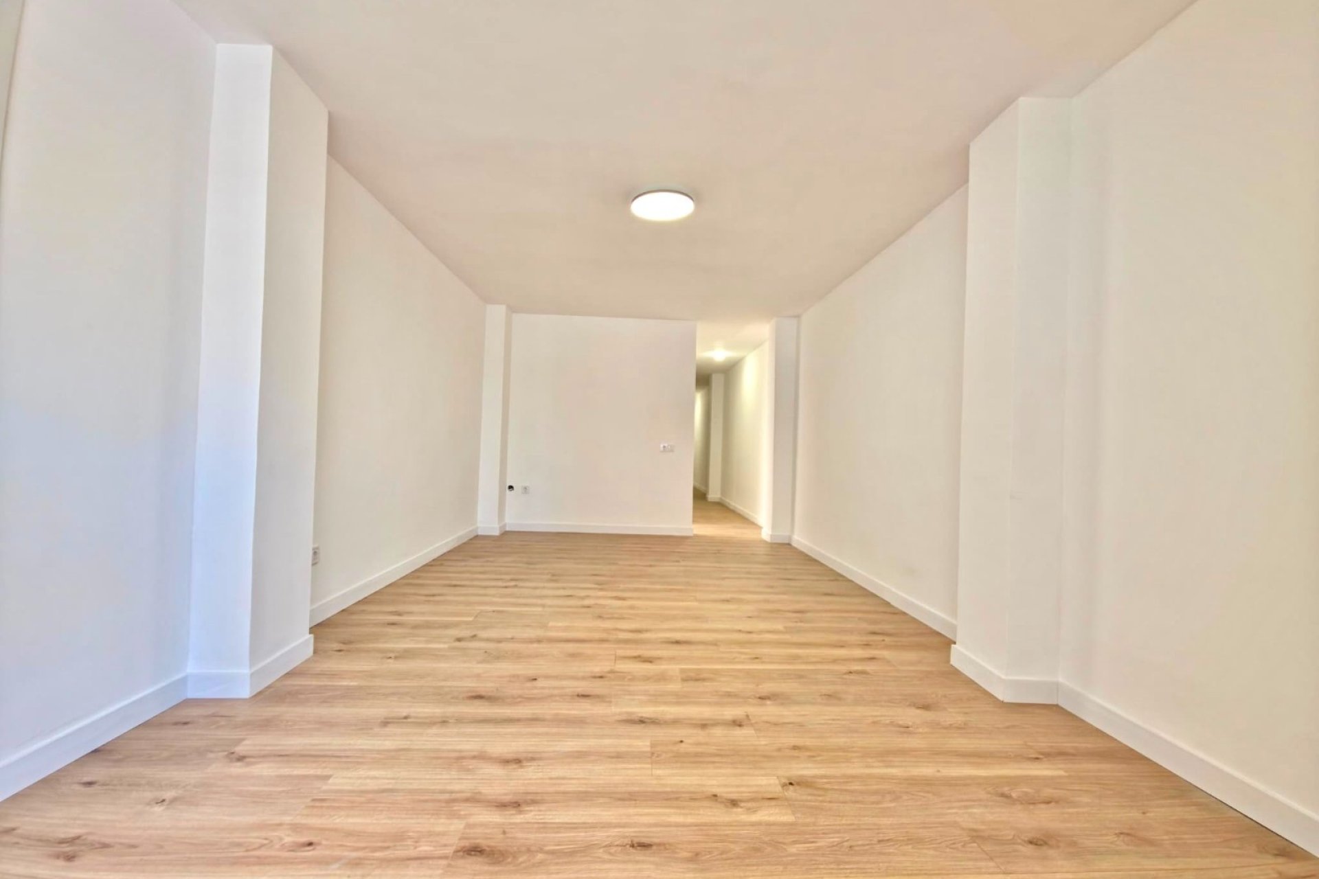 Resale - Apartment / flat - Torrevieja - Playa Los Naufragos