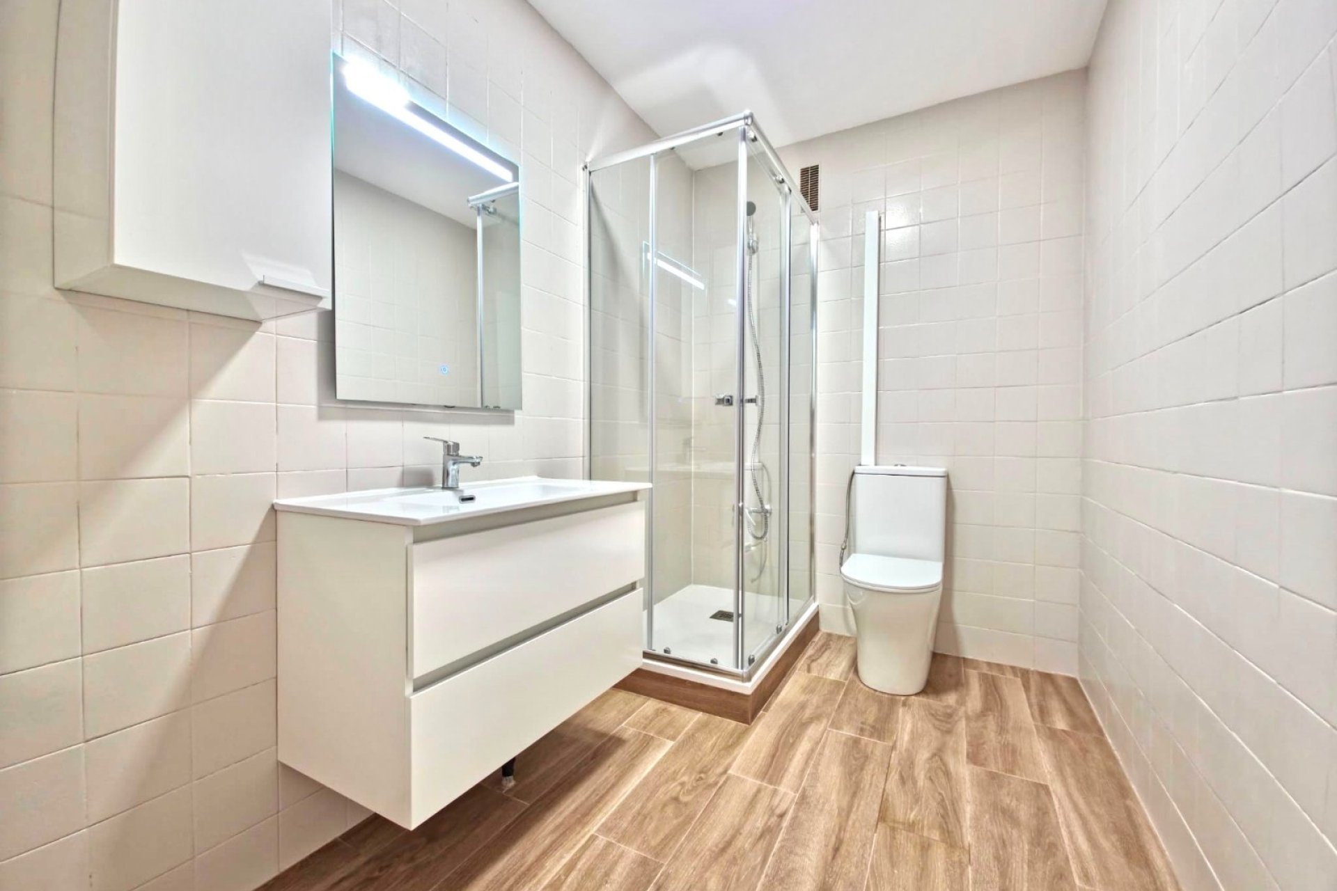 Resale - Apartment / flat - Torrevieja - Playa Los Naufragos
