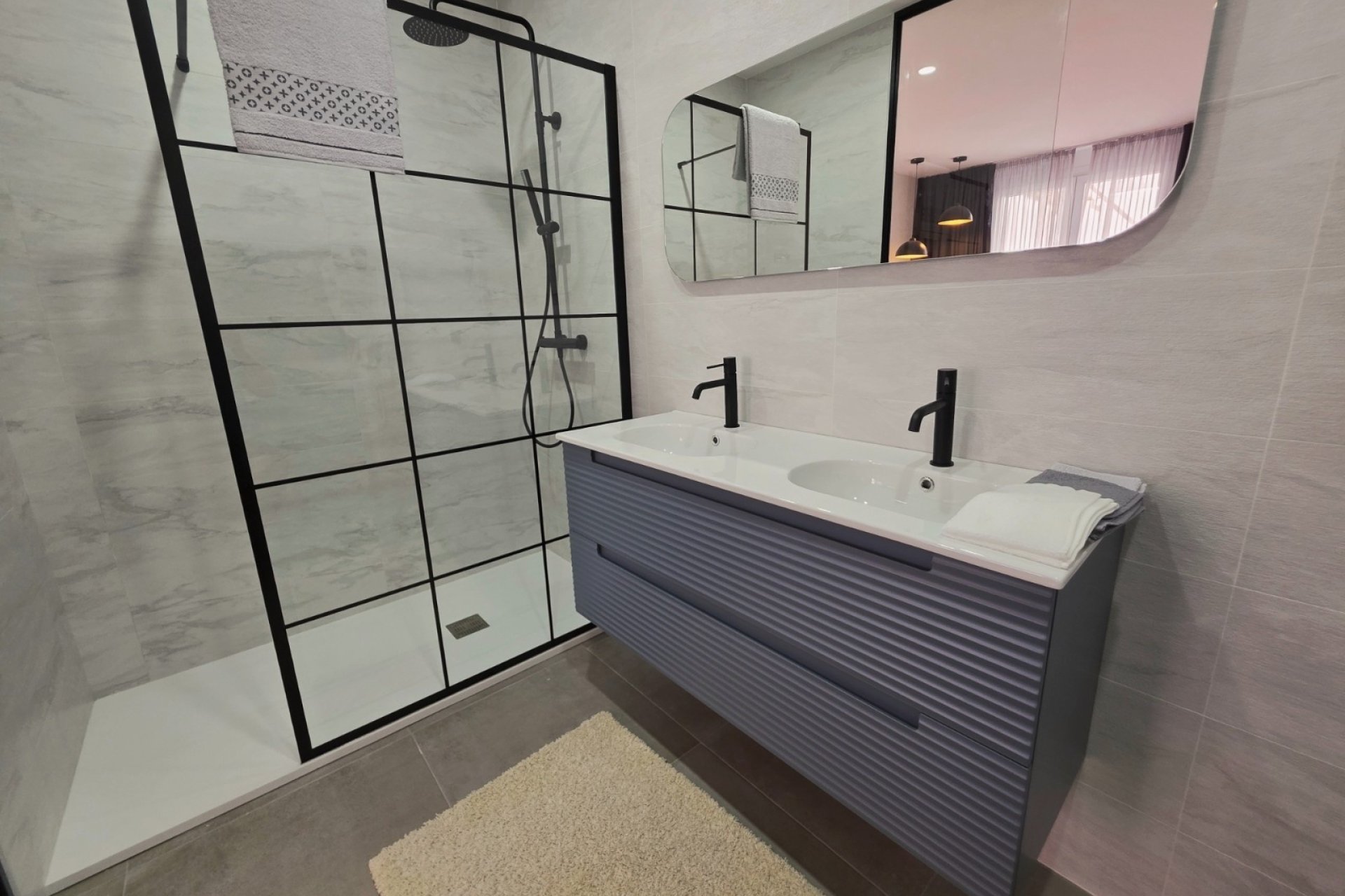 Resale - Apartment / flat - Torrevieja - Puerto