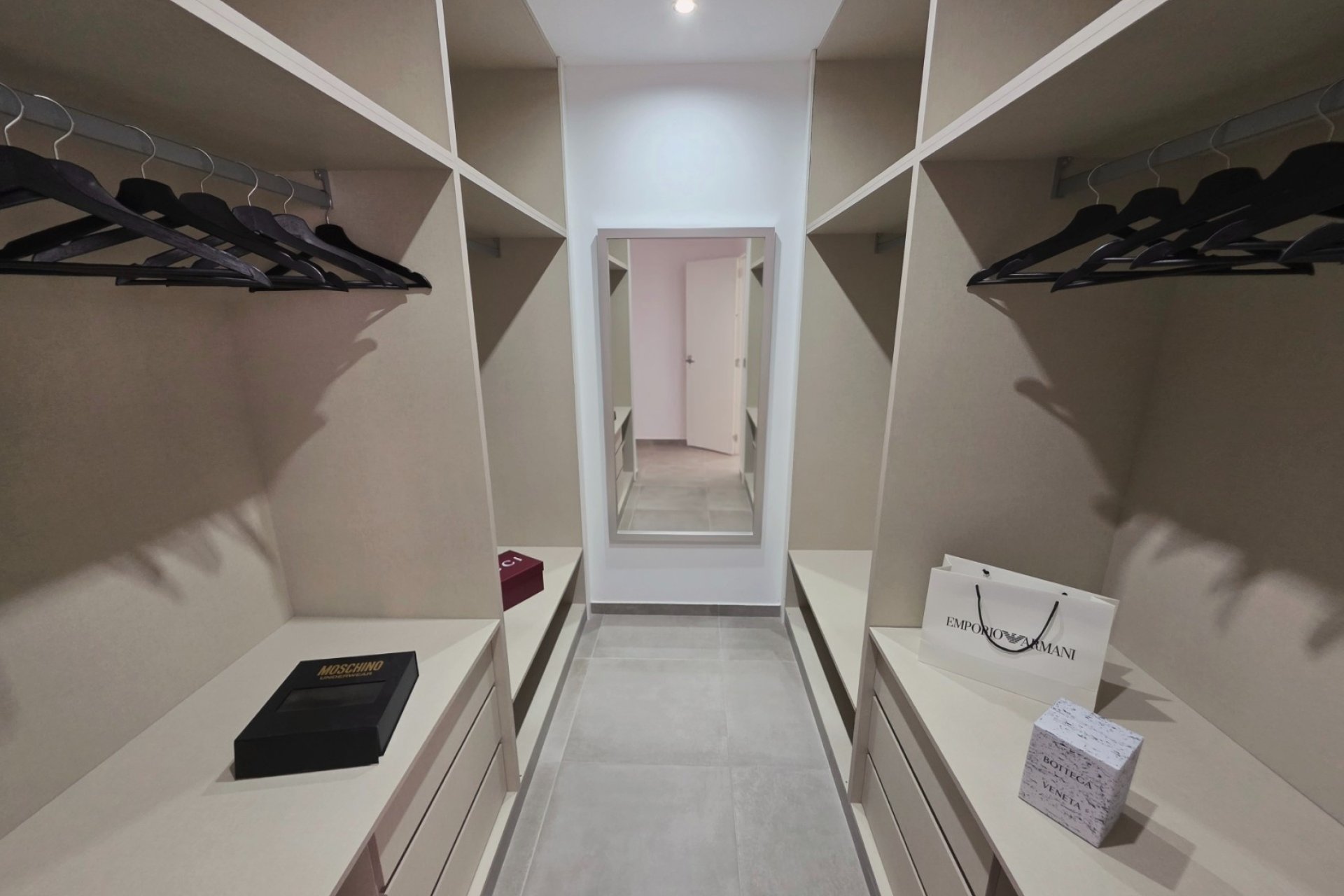 Resale - Apartment / flat - Torrevieja - Puerto