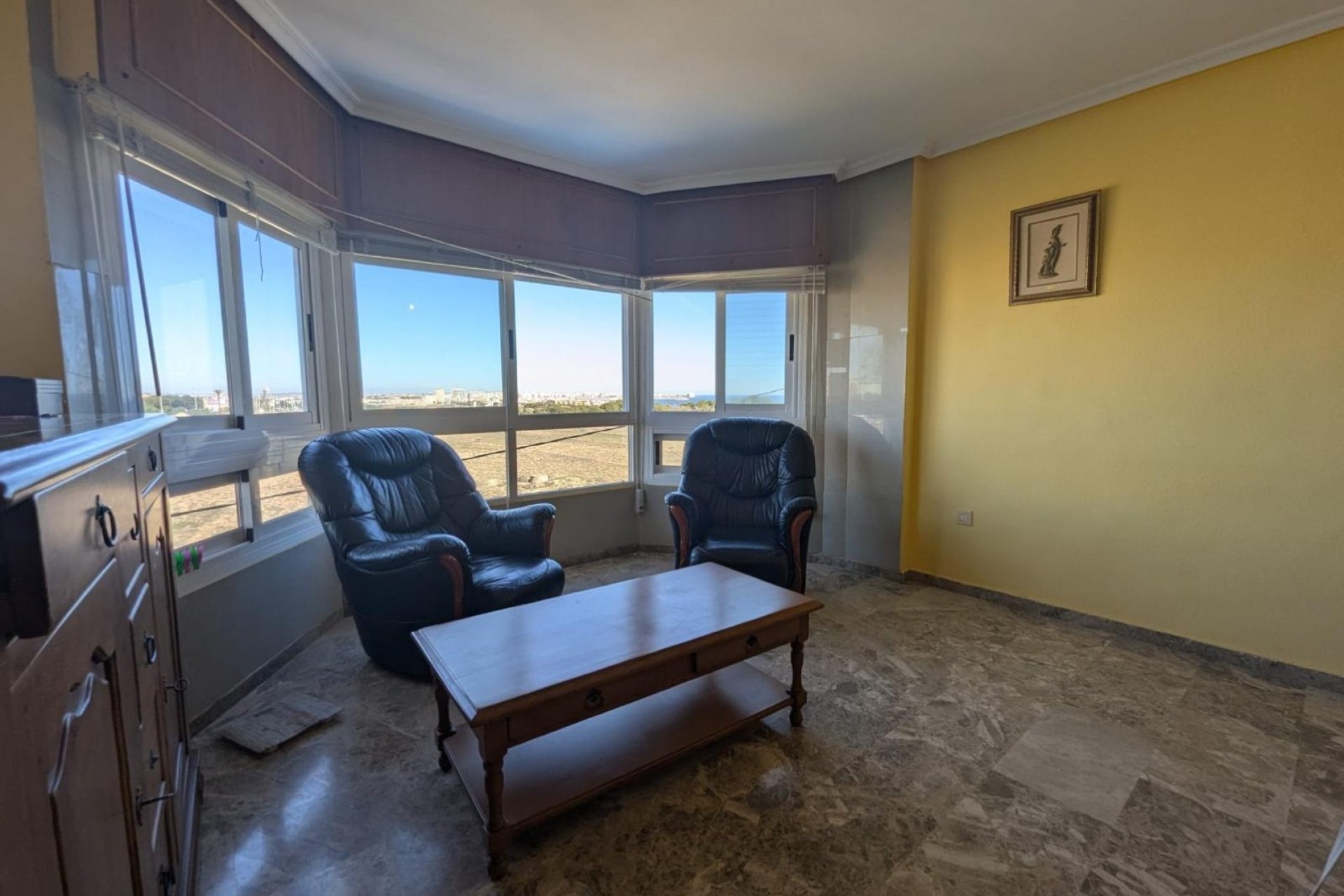 Resale - Apartment / flat - Torrevieja - Punta Prima