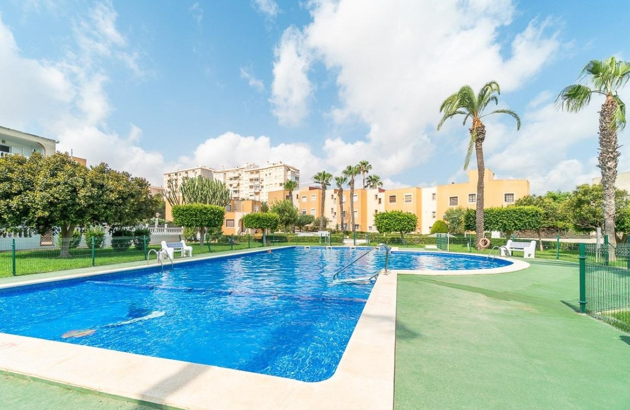 Resale - Apartment / flat - Torrevieja - Torreblanca