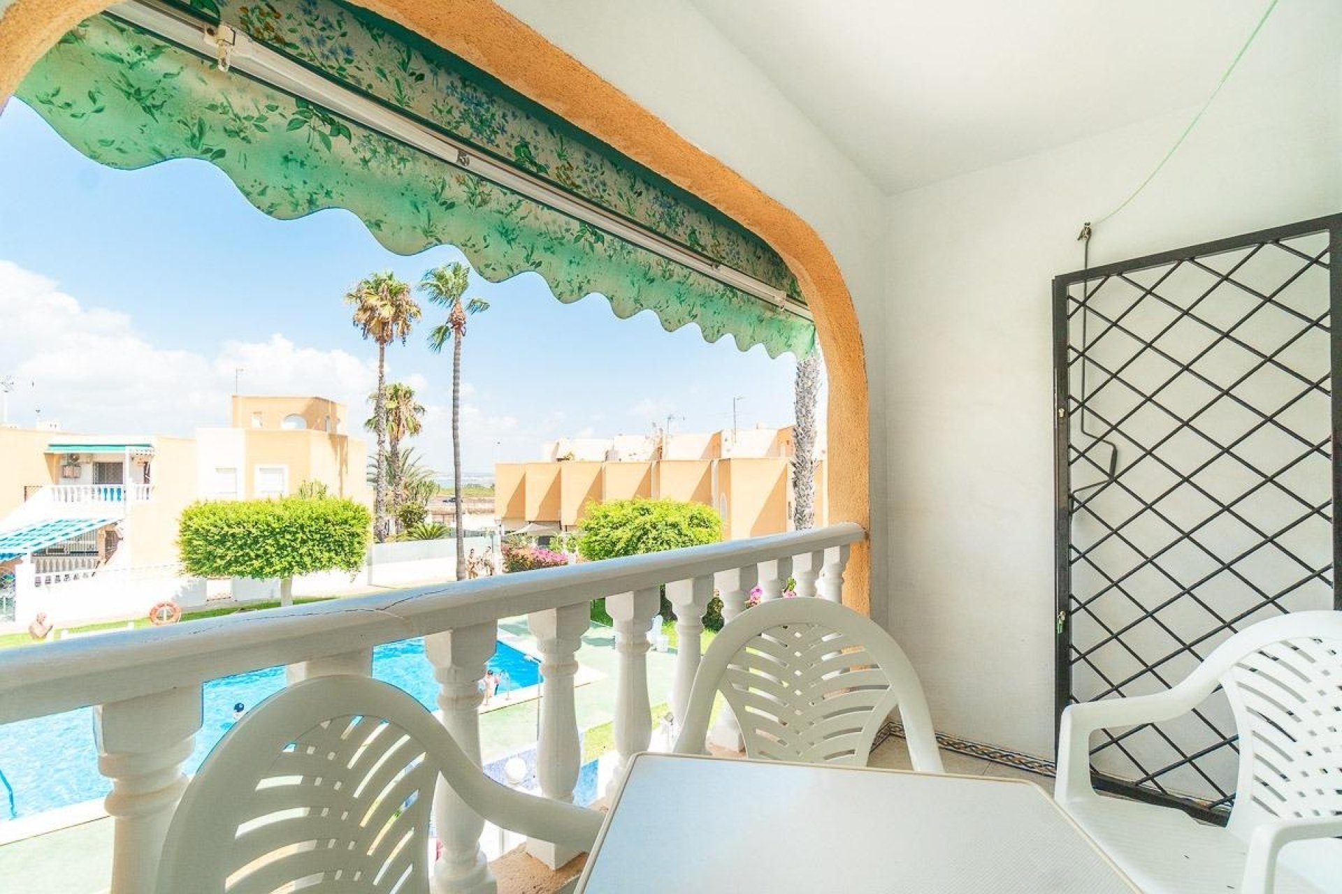 Resale - Apartment / flat - Torrevieja - Torreblanca