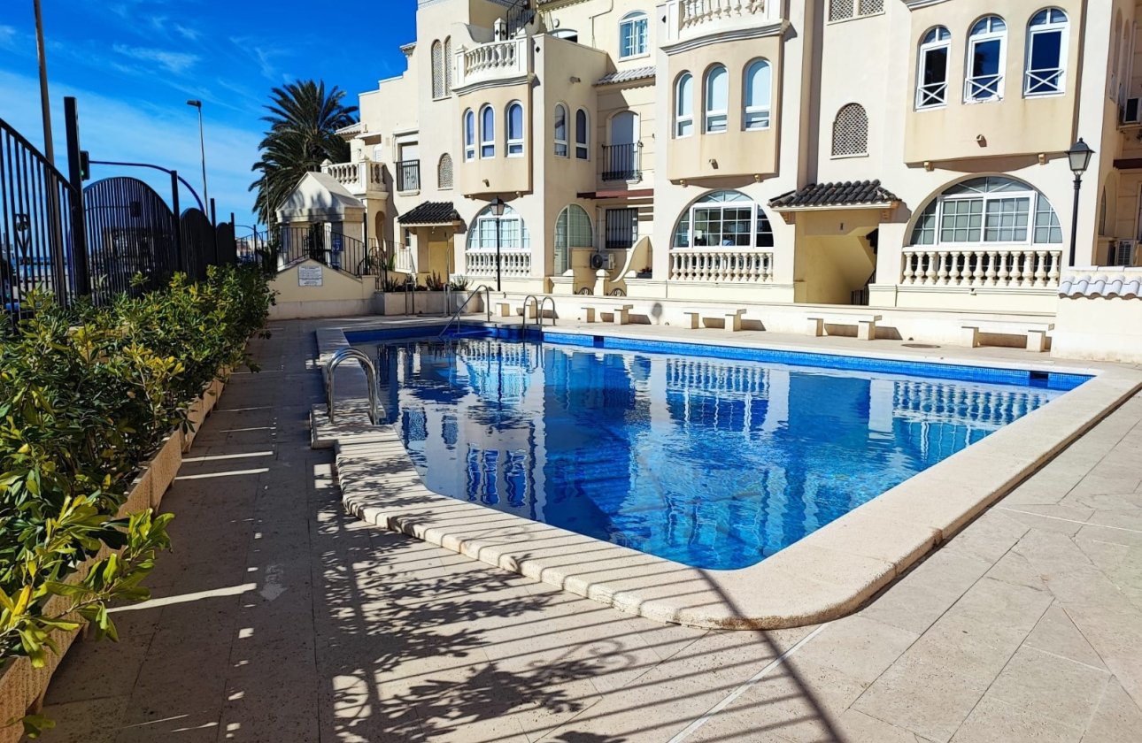 Resale - Apartment / flat - Torrevieja