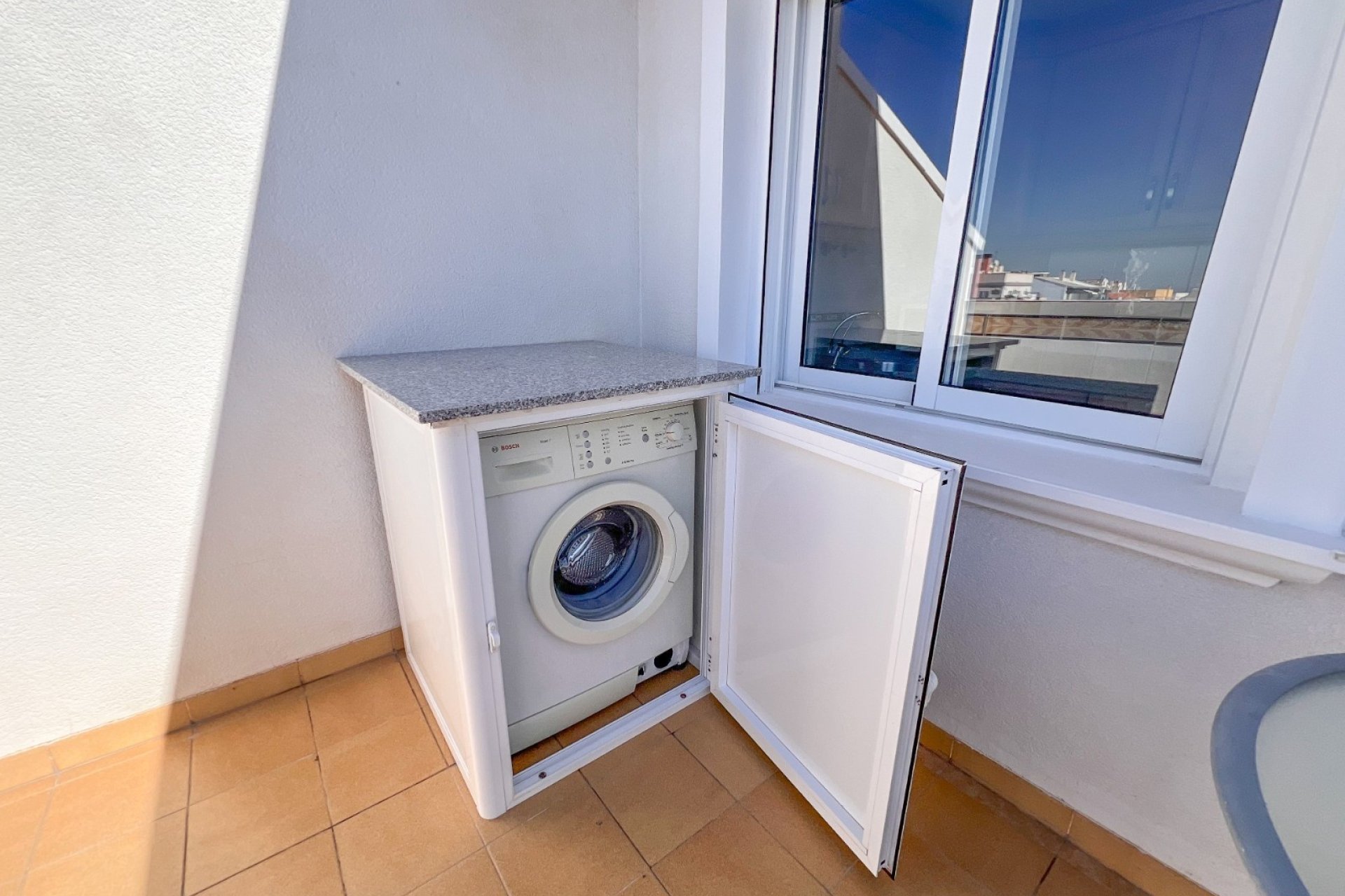 Resale - Apartment / flat - Torrevieja