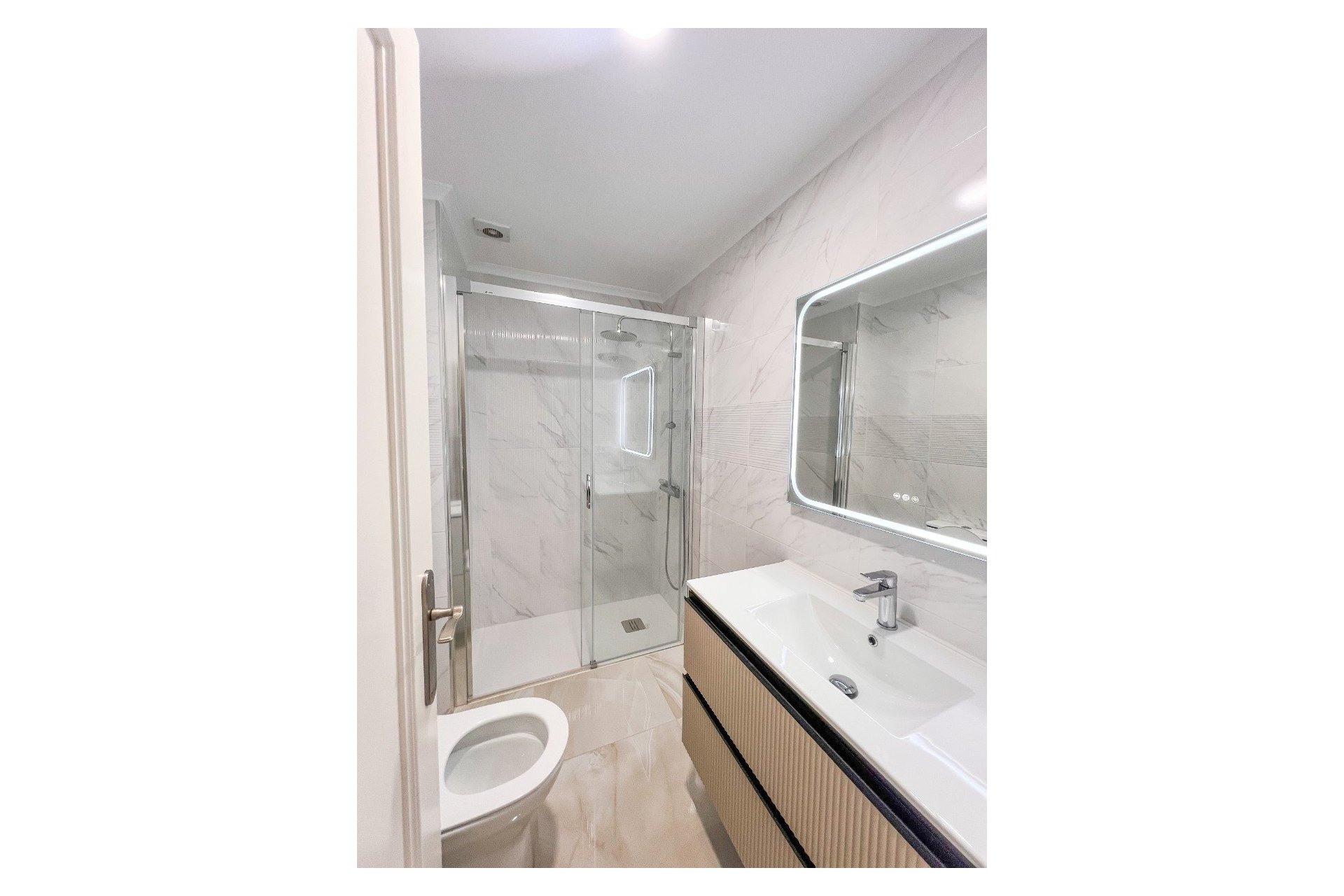 Resale - Apartment / flat - Torrevieja