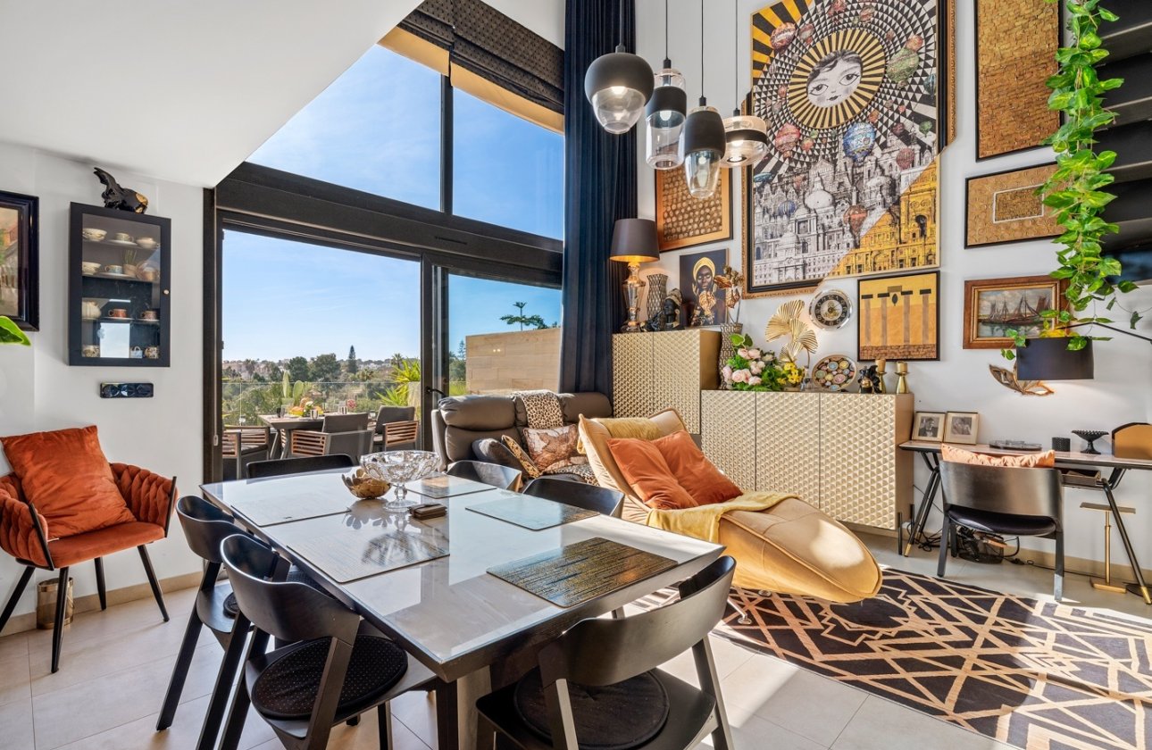 Resale - Apartment / flat - Villamartín