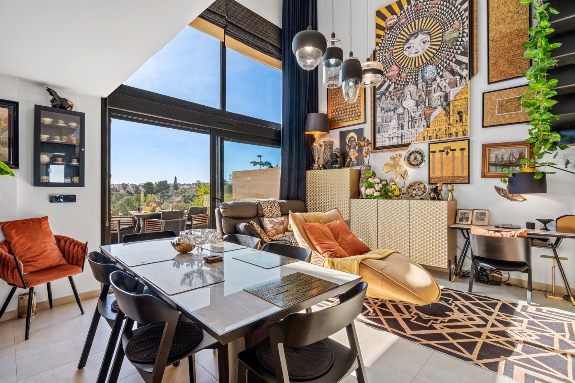 Resale - Apartment / flat - Villamartín