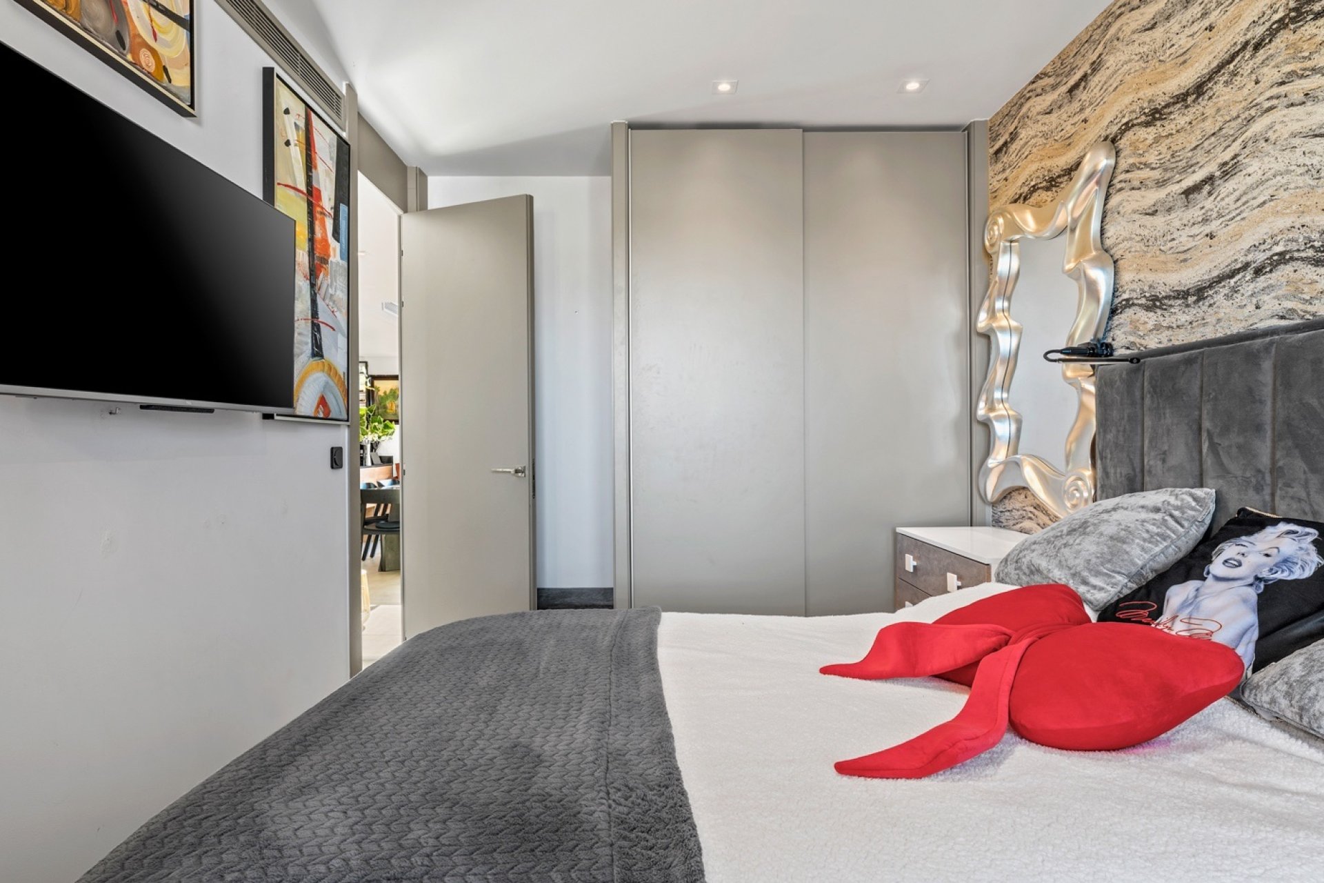 Resale - Apartment / flat - Villamartín