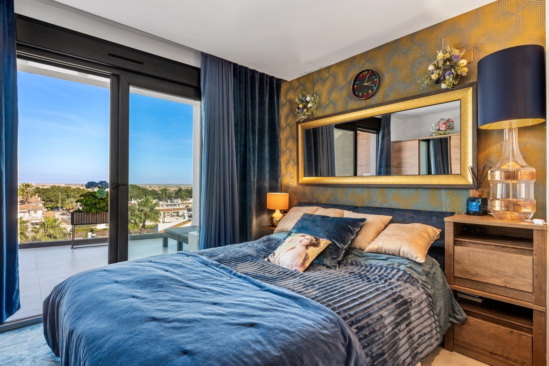 Resale - Apartment / flat - Villamartín