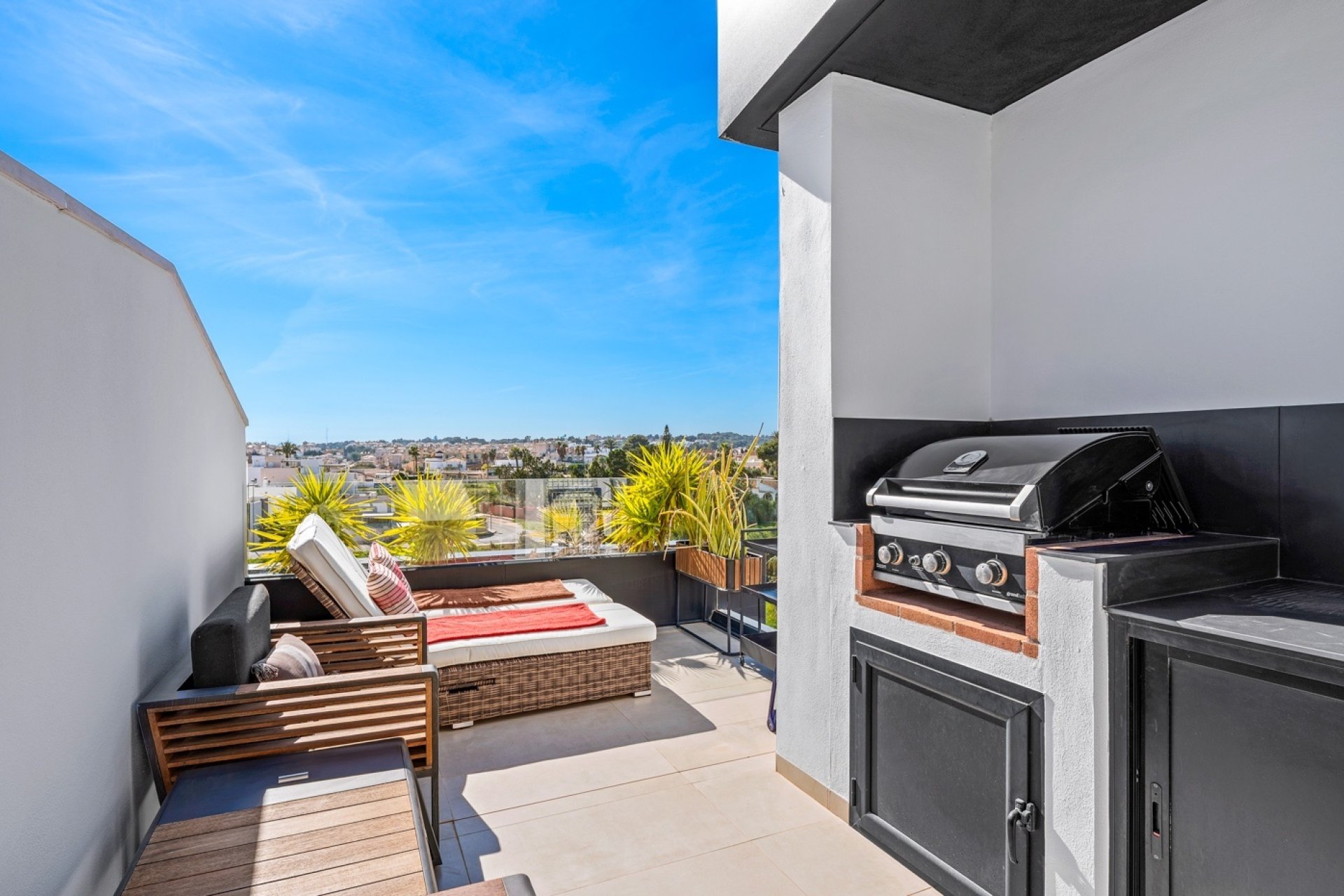 Resale - Apartment / flat - Villamartín