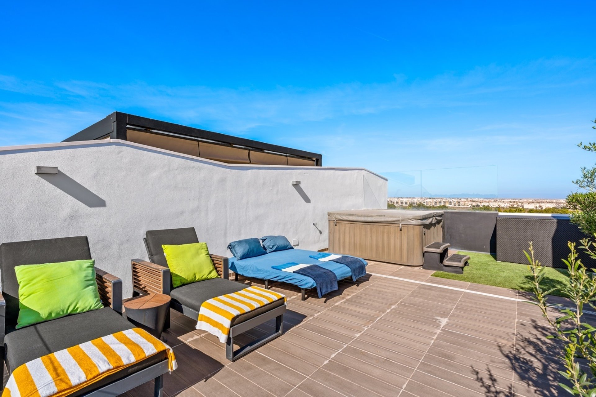 Resale - Apartment / flat - Villamartín