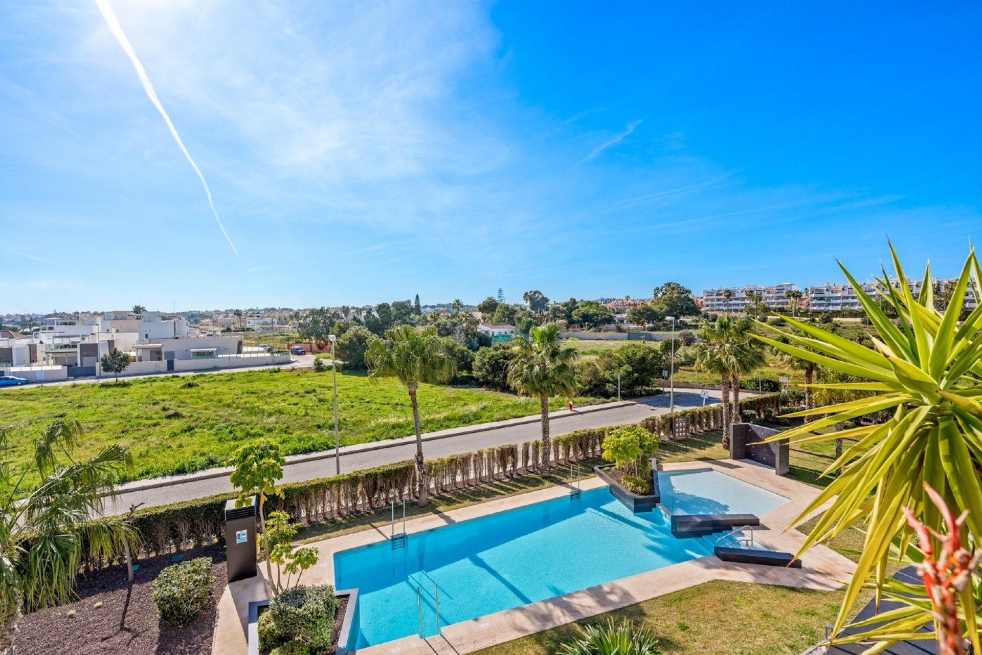 Resale - Apartment / flat - Villamartín