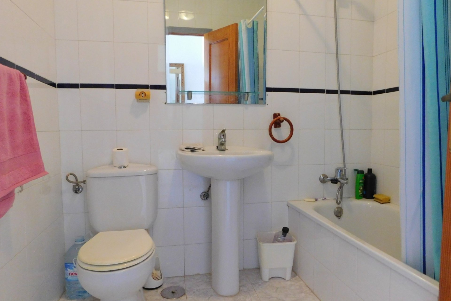 Resale - Apartment / flat - Villamartín