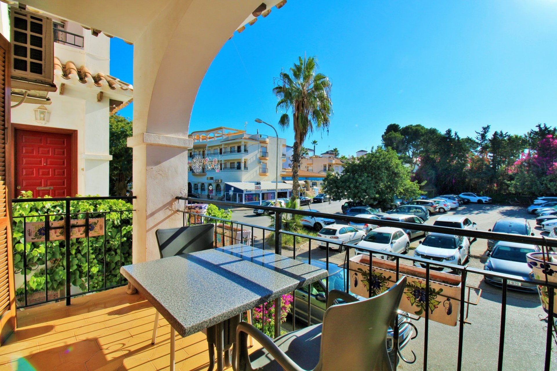 Resale - Apartment / flat - Villamartín