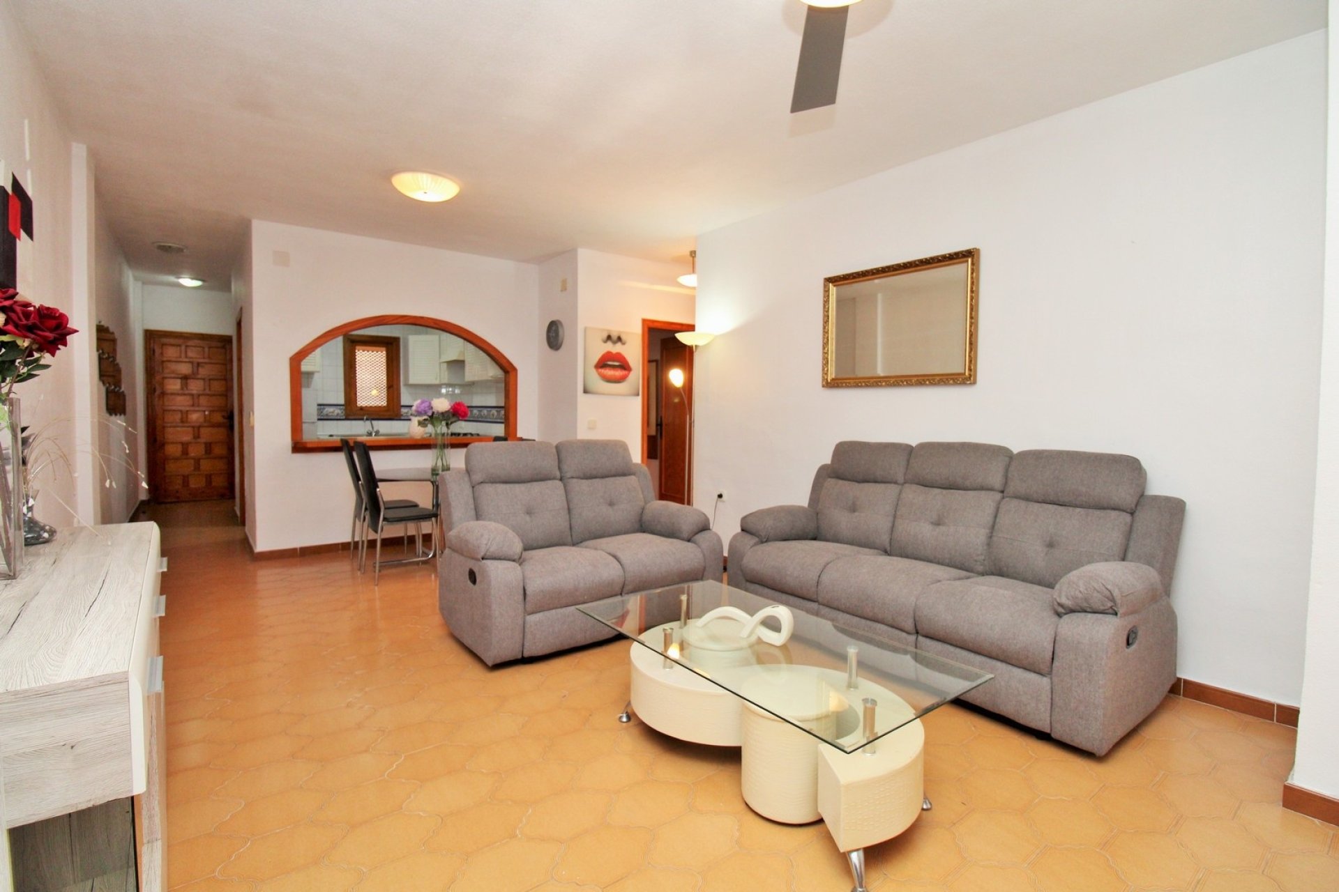 Resale - Apartment / flat - Villamartín