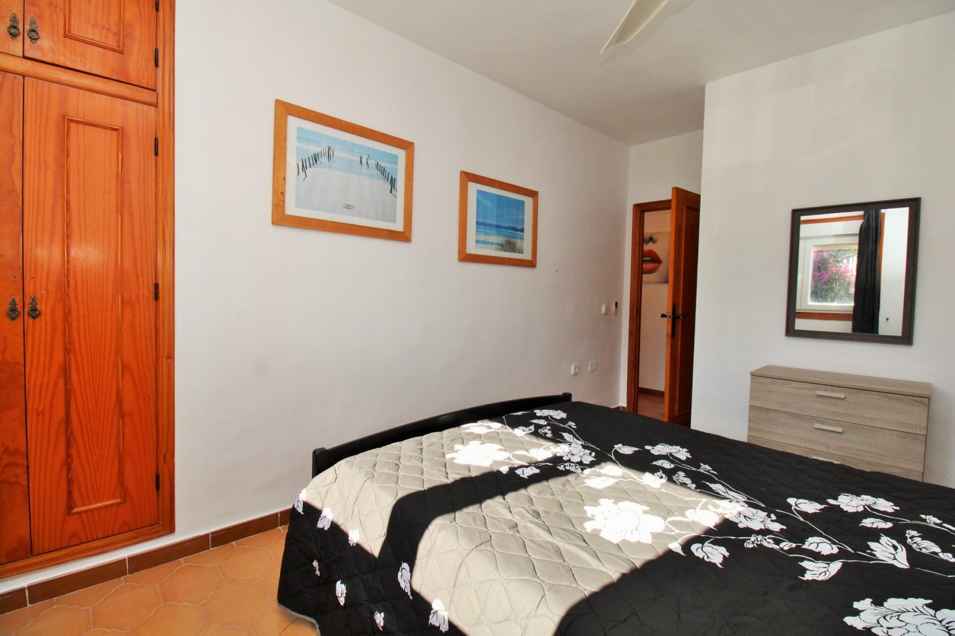 Resale - Apartment / flat - Villamartín