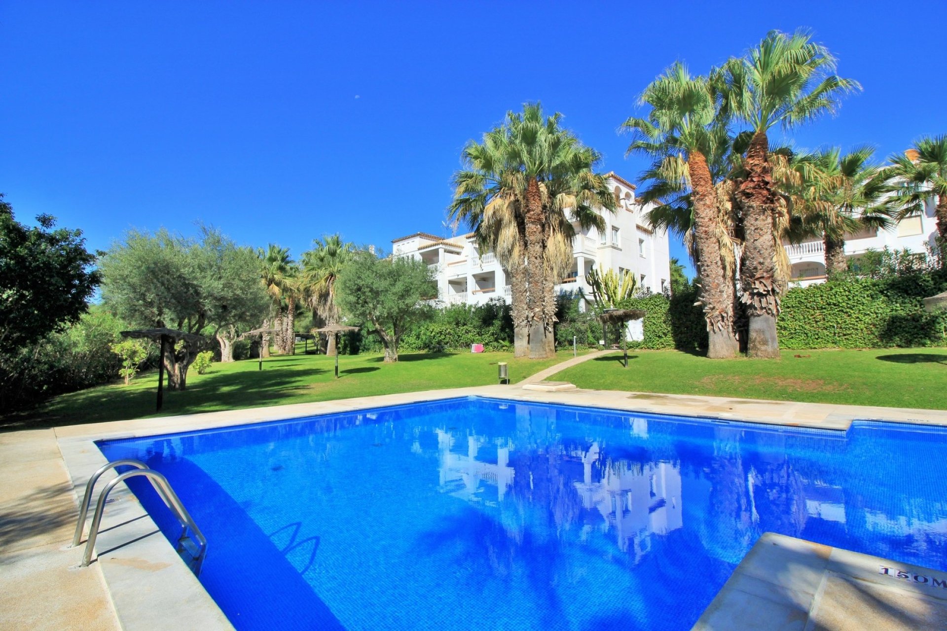 Resale - Apartment / flat - Villamartín