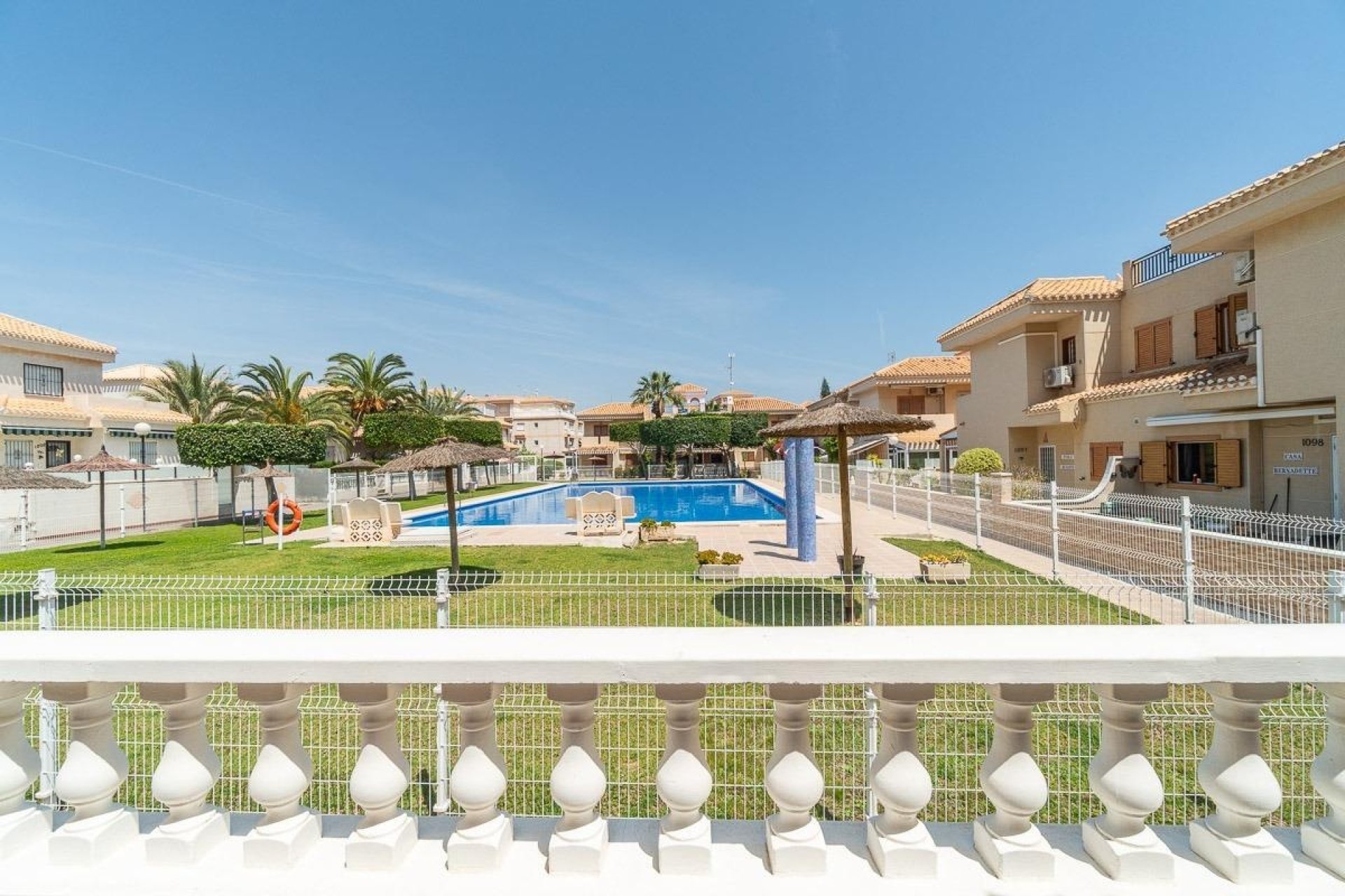 Resale - Bungalow - Orihuela Costa - Playa Flamenca