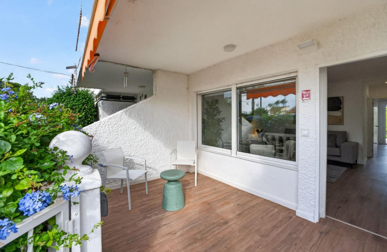 Resale - Bungalow - Orihuela Costa - Villamartin