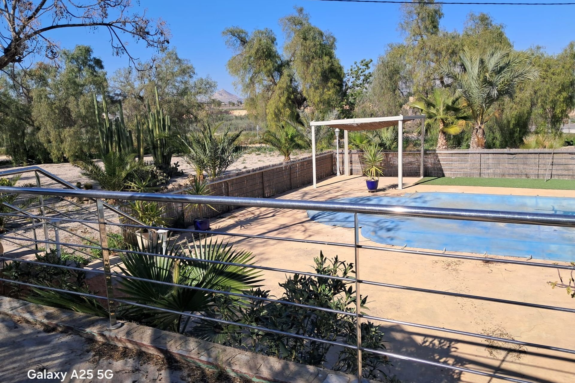 Resale - Plot / Land - Novelda