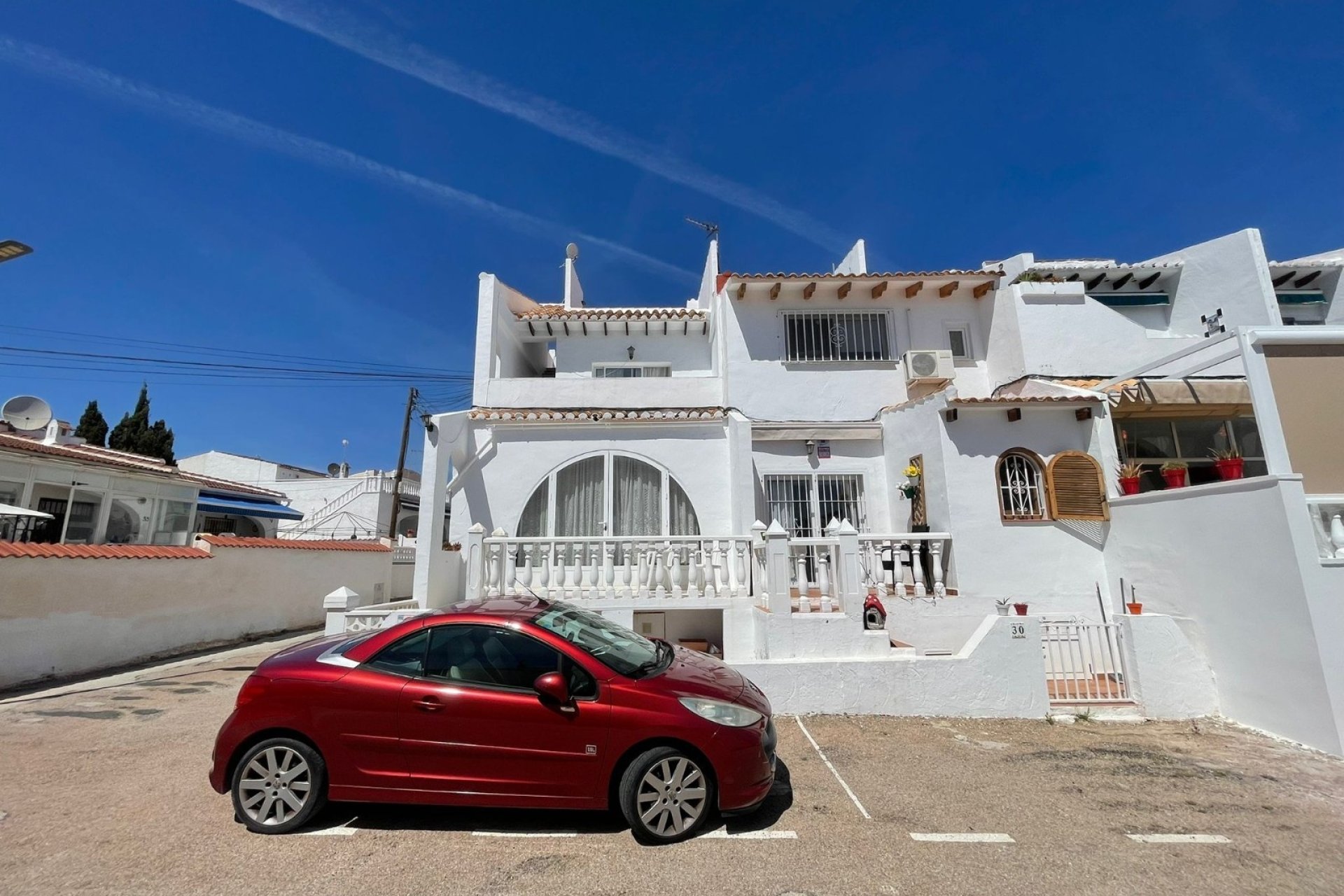 Resale - Townhouse - Ciudad Quesada