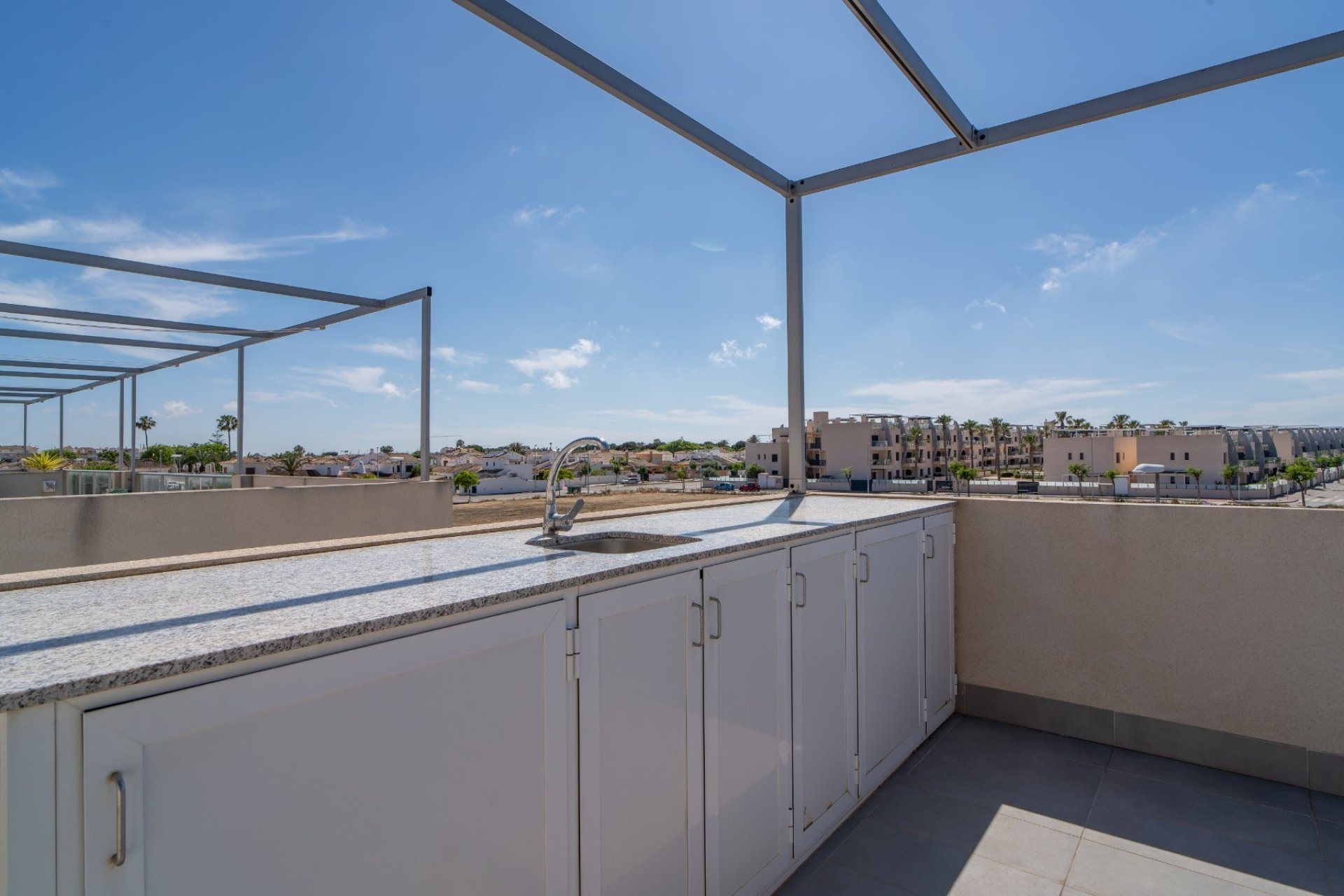 Resale - Townhouse - Pilar de la Horadada - Mil Palmeras